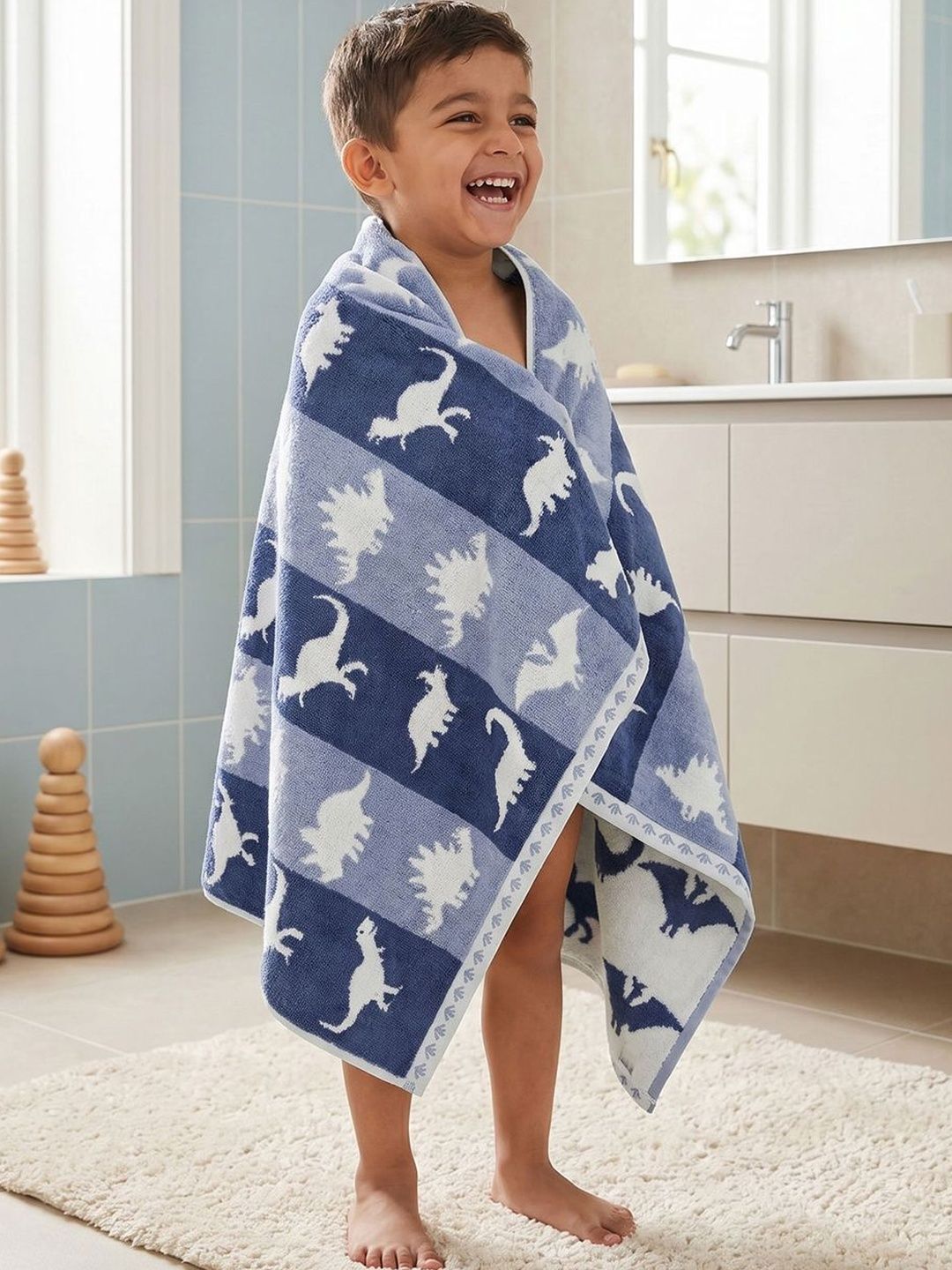 MYTRIDENT Blue & Blue 1 Printed Cotton 550 GSM Bath Towel-picture-35