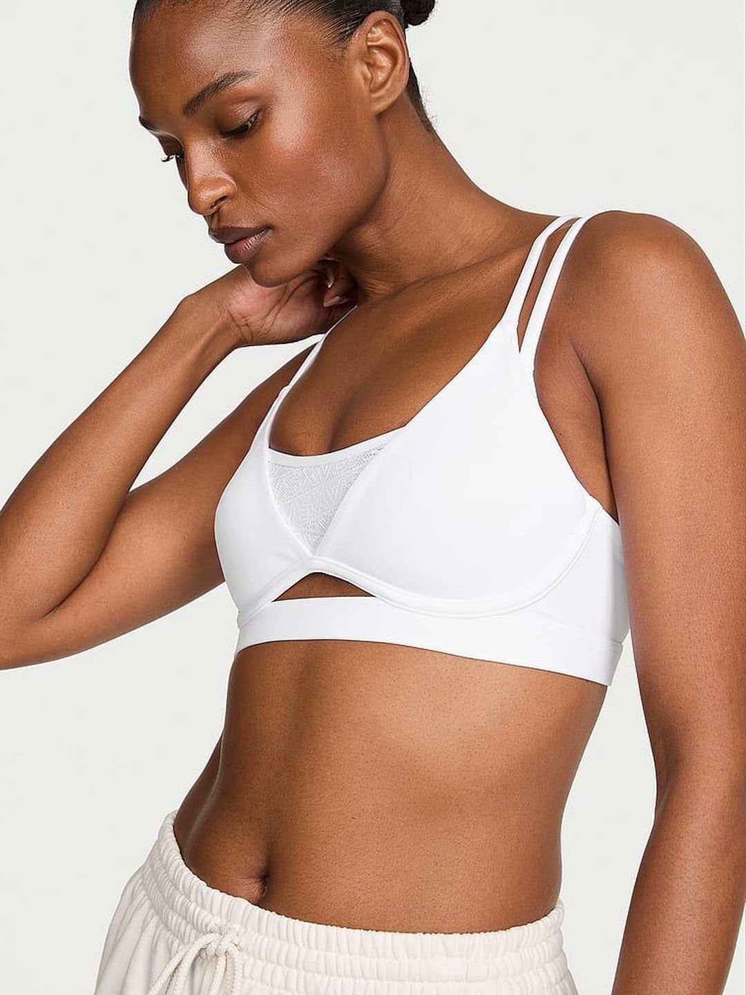 Victoria's Secret Bra Medium Coverage Underwired-picture-26