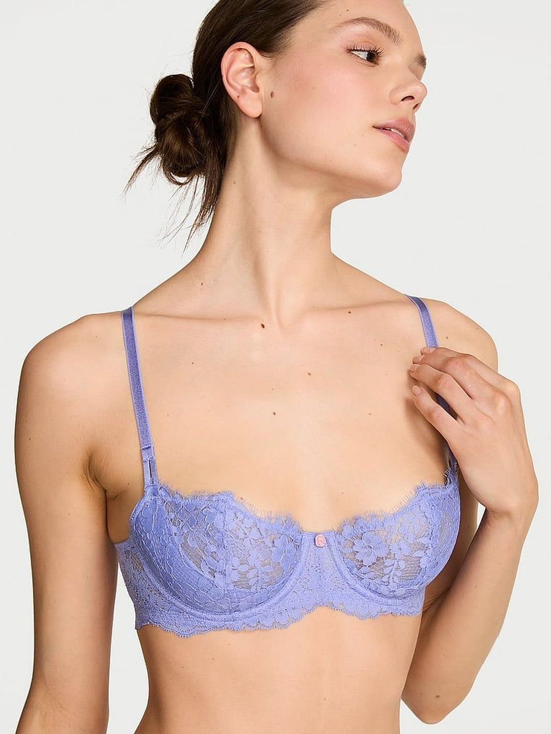 Victoria's Secret Bra Medium Coverage Underwired-picture-30
