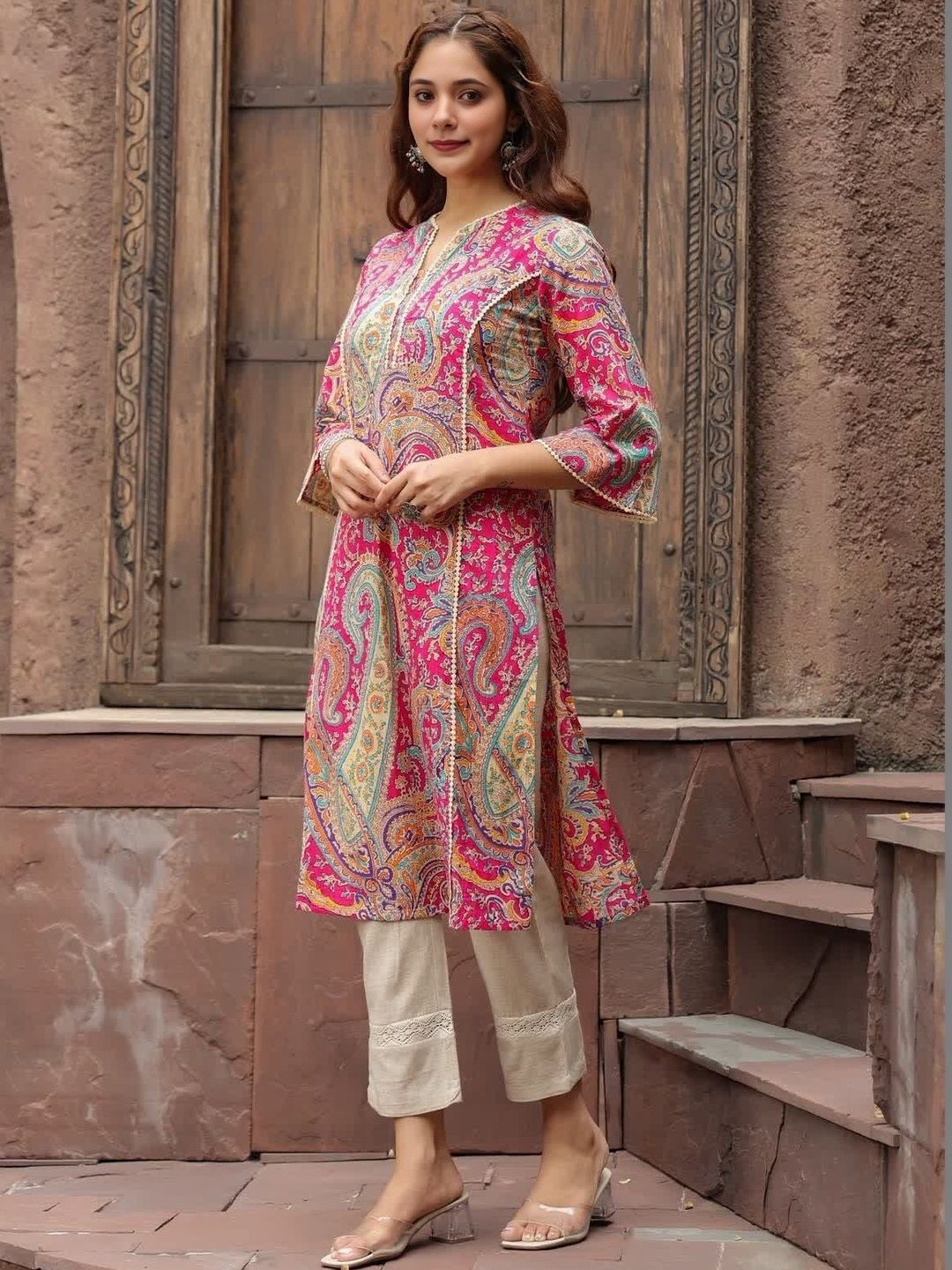 KKOUTFITS Women Paisley Printed Kurta-picture-17