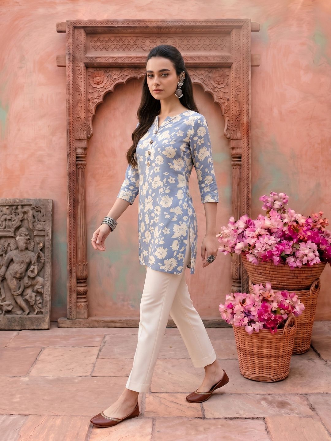 NAVYAAZRI Floral Print Cotton Top-picture-40