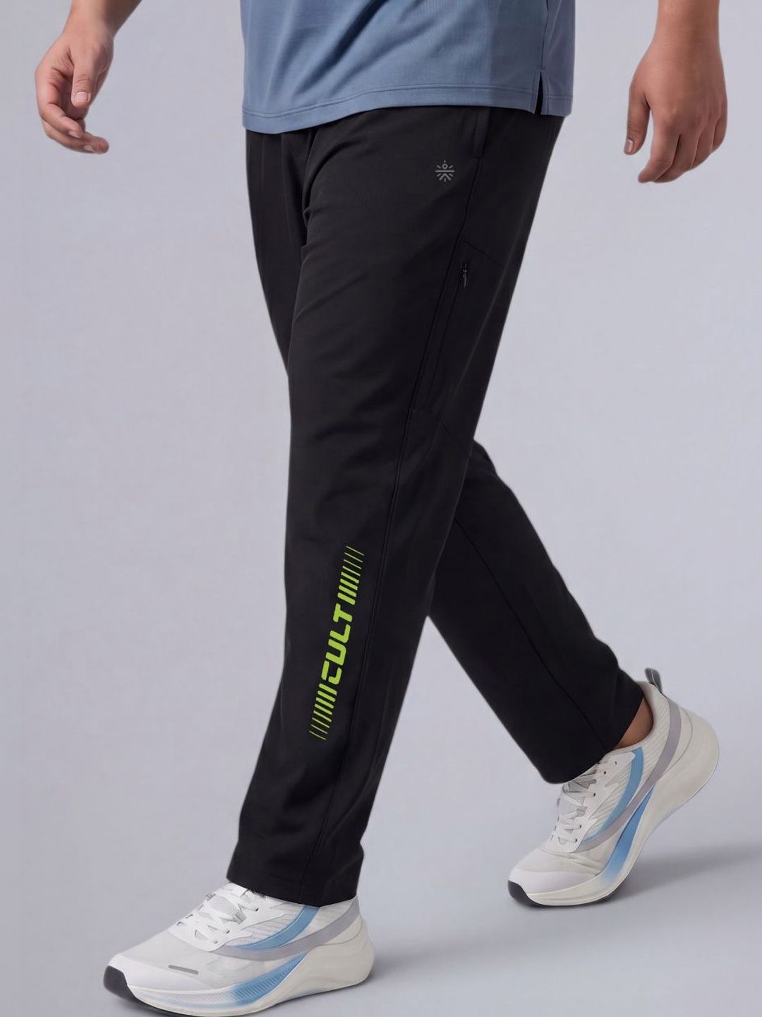 CULT Men Regular Fit Brand Logo Training Track Pants-picture-42
