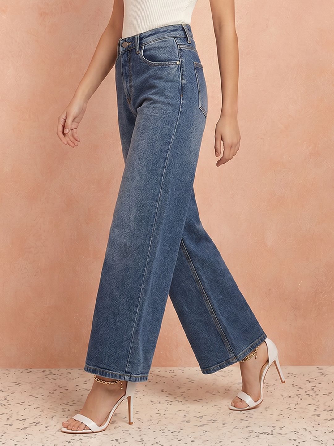 all about you Women Wide Leg Fit Light Fade Jeans-picture-41