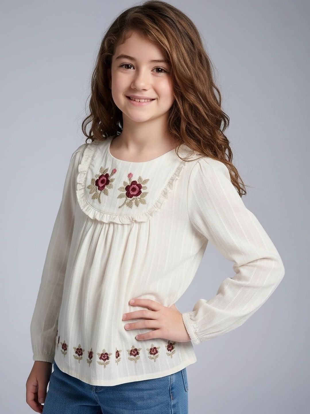 The Lion and The Fish Girls Embroidered Balloon Sleeve Top-picture-13