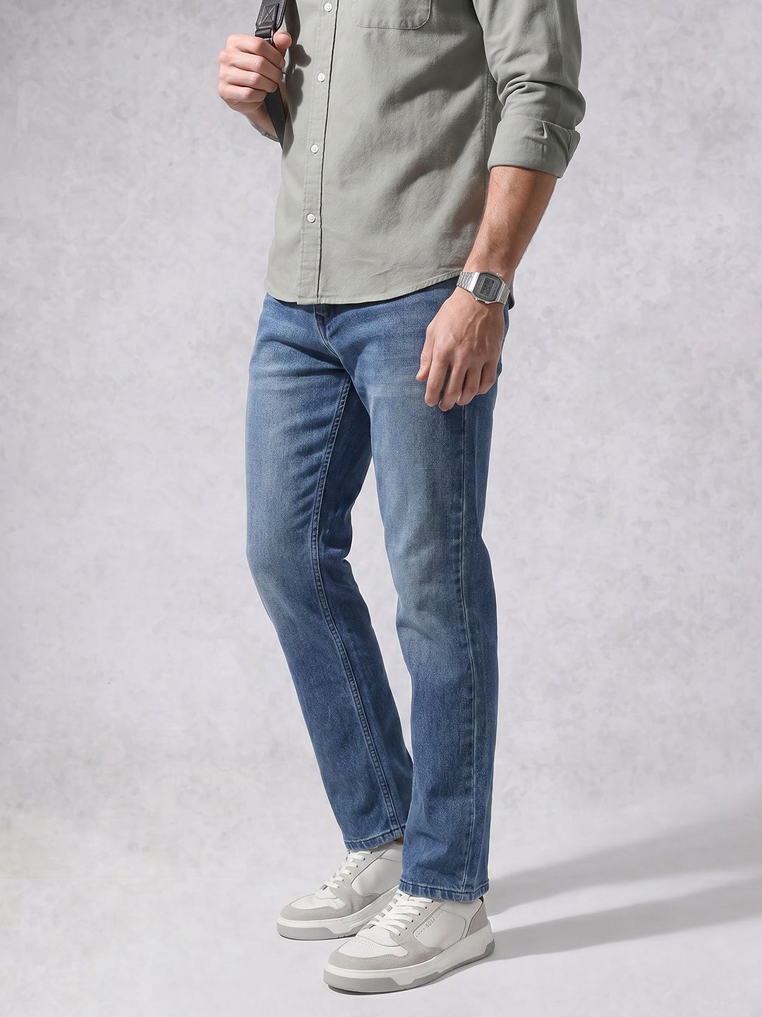WROGN Men Straight Fit Light Fade Stretchable Jeans-picture-24