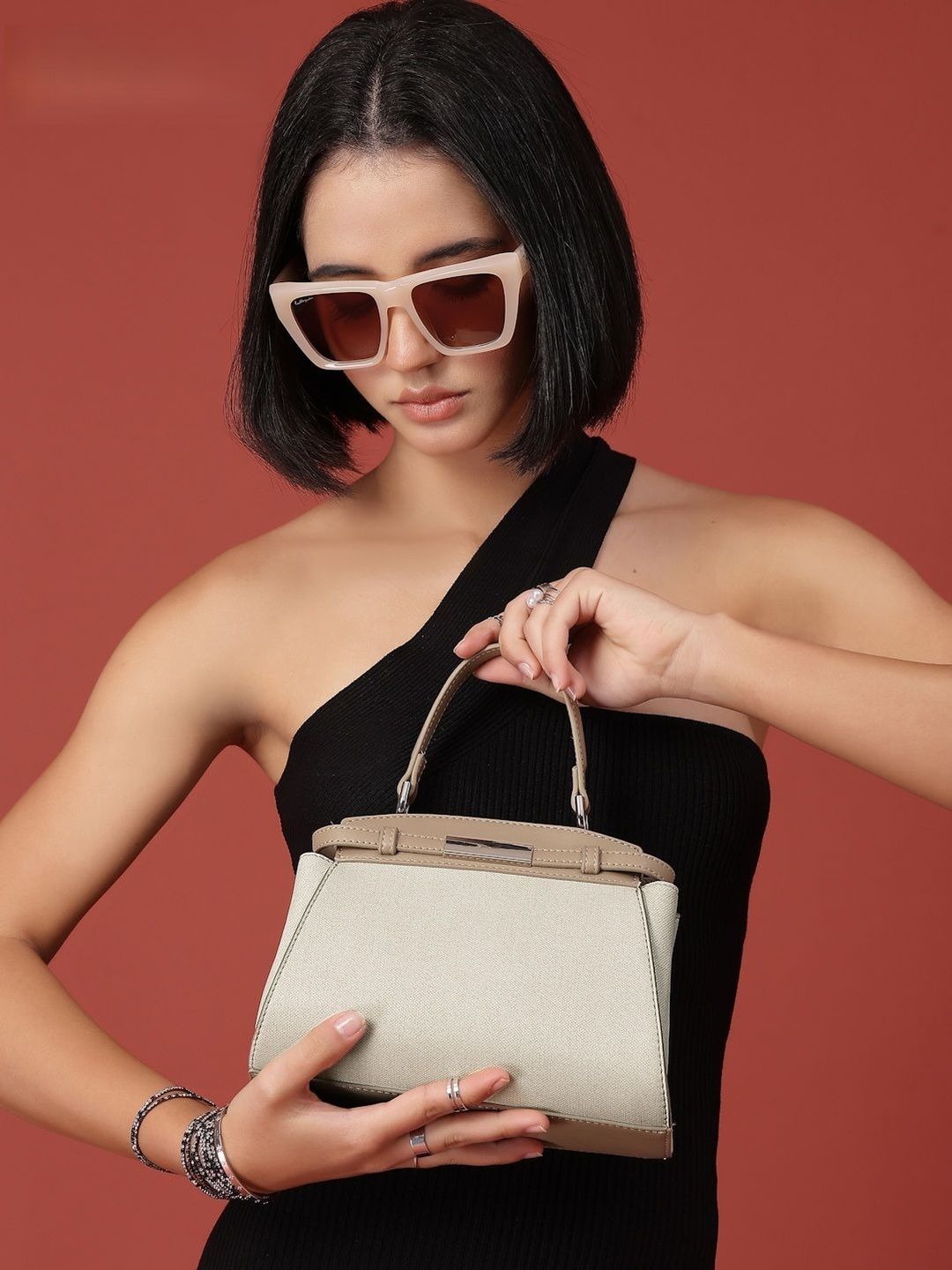 Red Tape Women Off White Solid Casual Formal Handheld Bag-picture-57