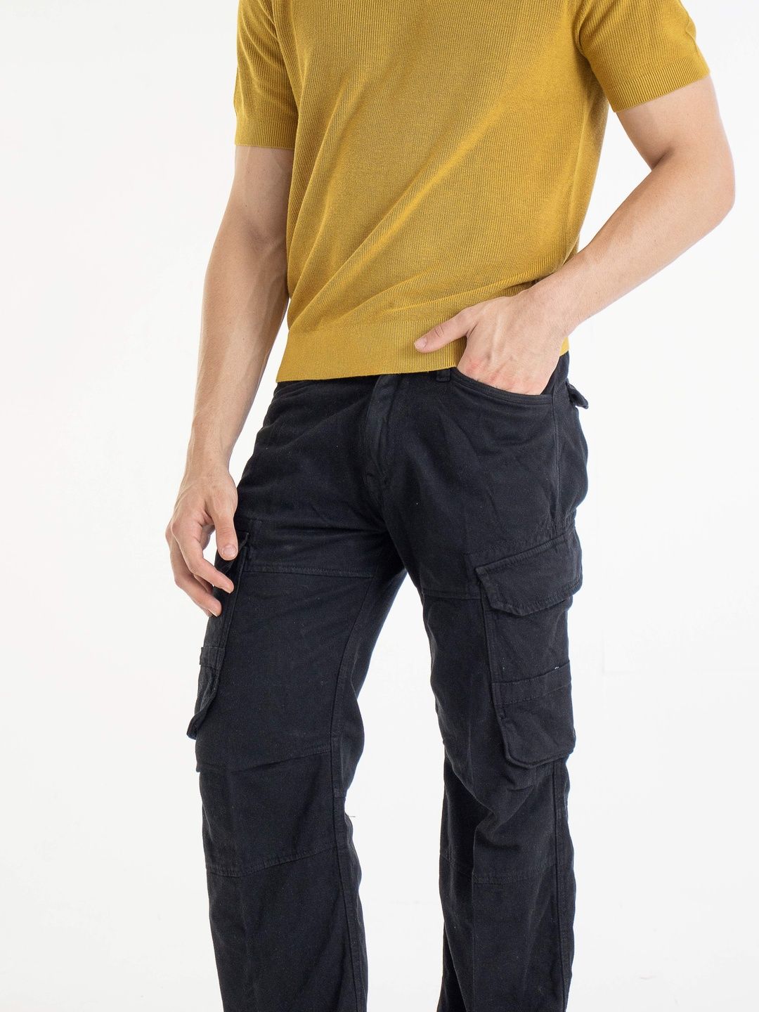 The Roadster Lifestyle Co Men Mid Rise Cargo Trousers-image-49