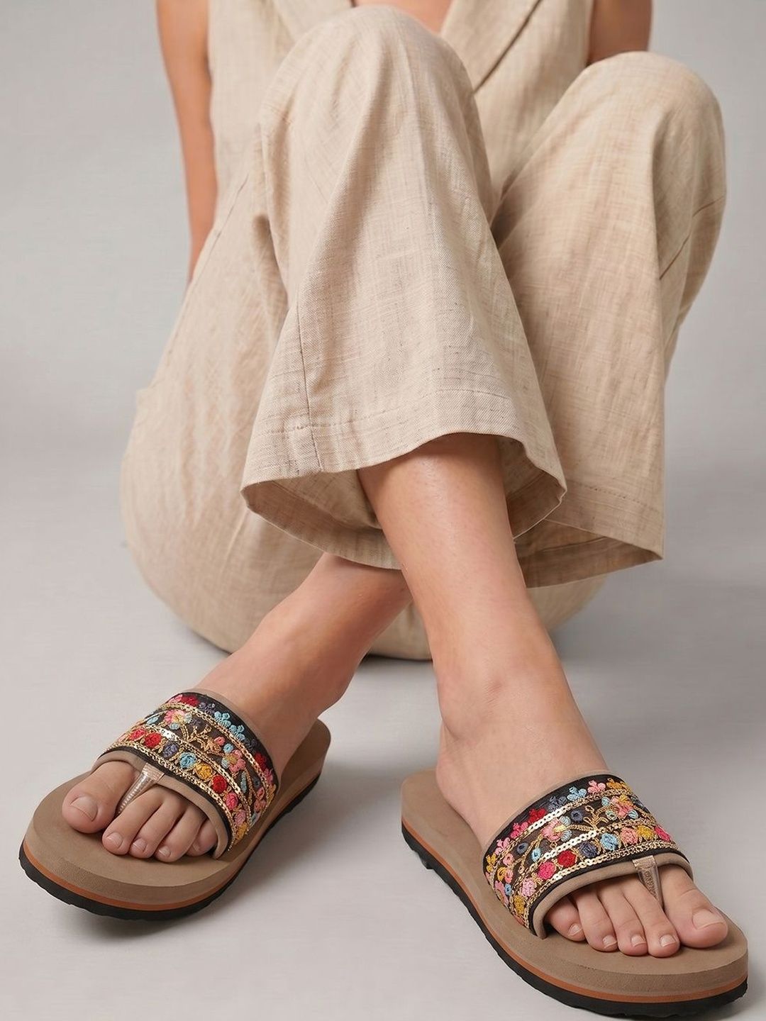 Denill Women Embellished One Toe Flats with Embroidered-picture-39