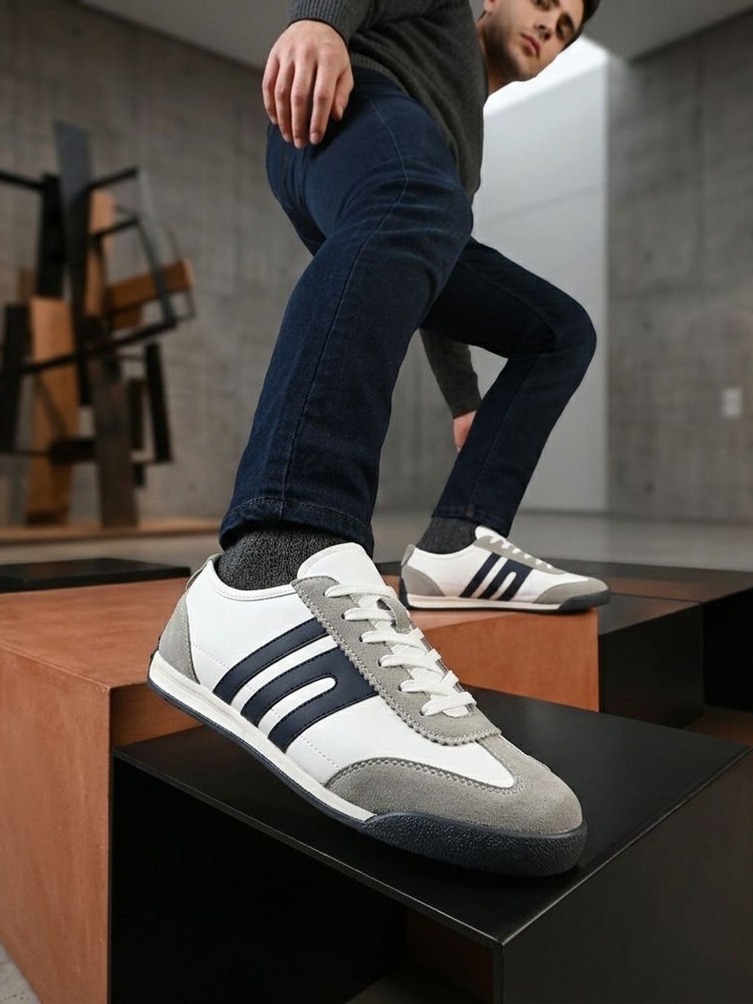 The Roadster Lifestyle Co Men Round Toe Sneakers Casual Shoes-picture-51