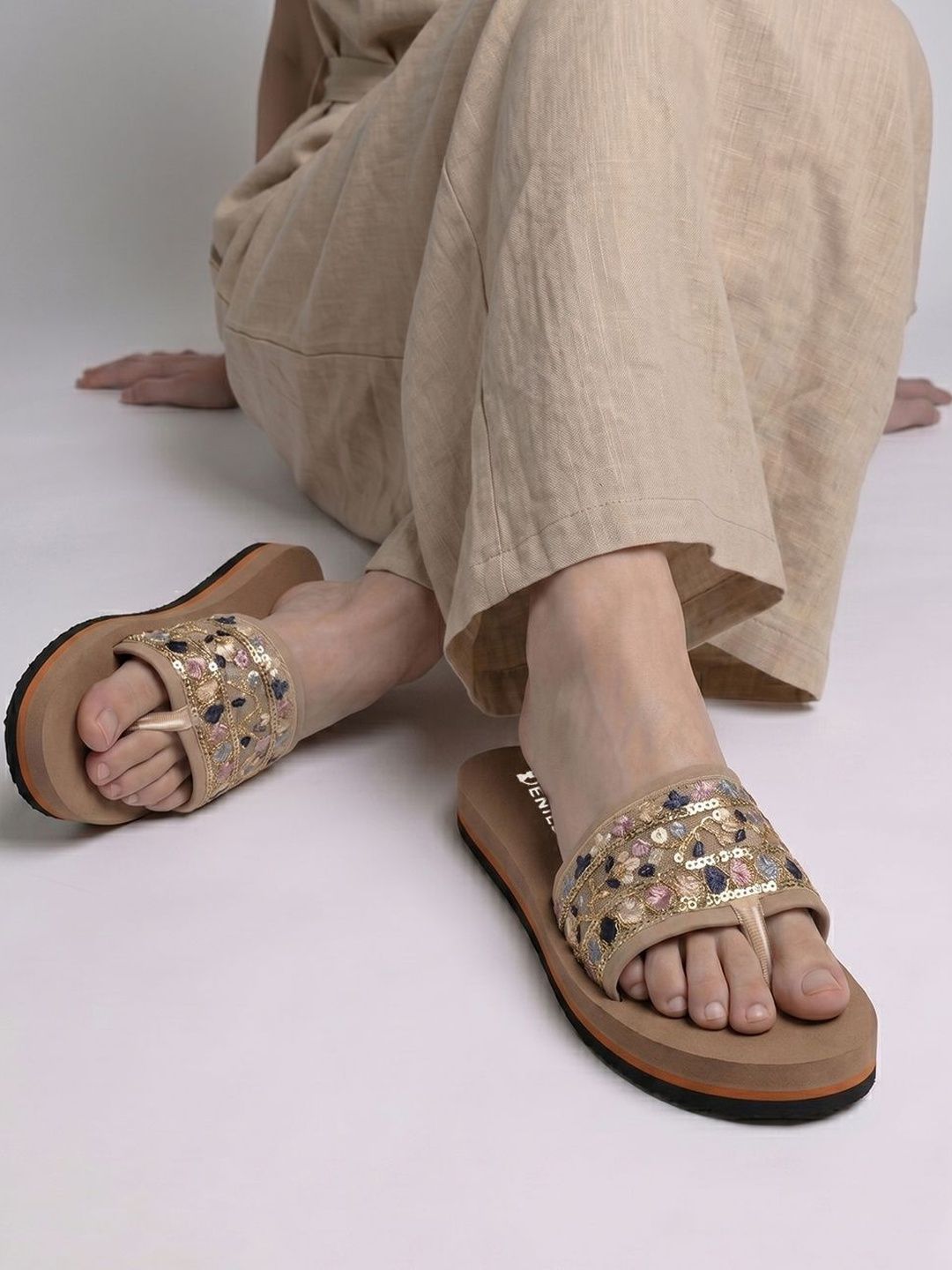 Denill Women Embellished Open Toe Flats-picture-15