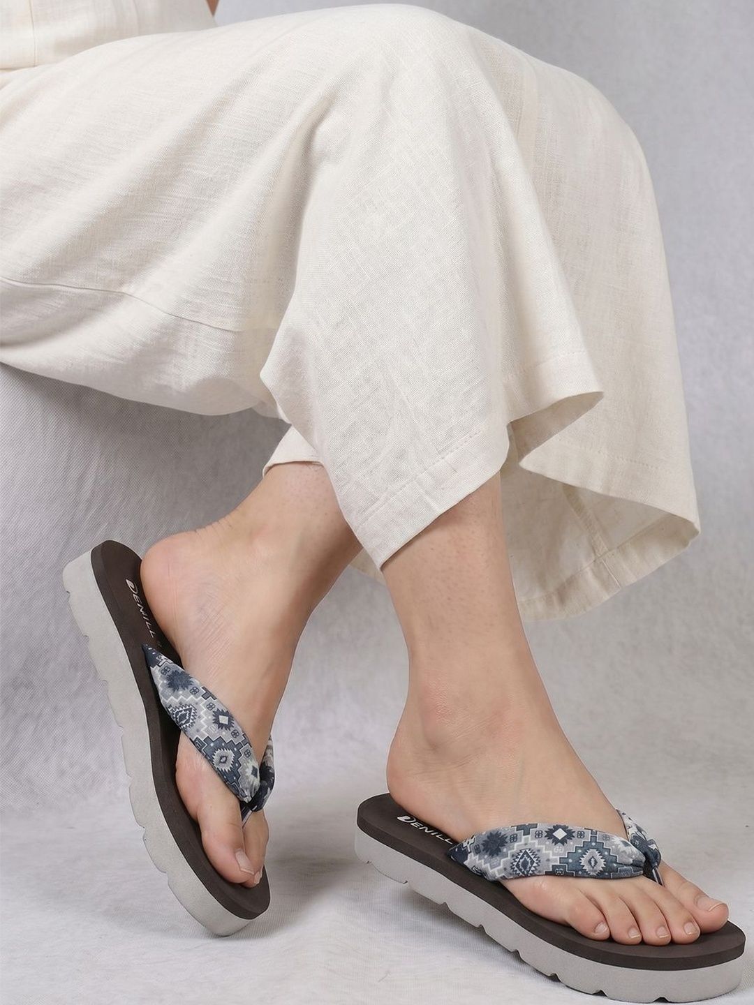 Denill Women Open Toe Flats-picture-30