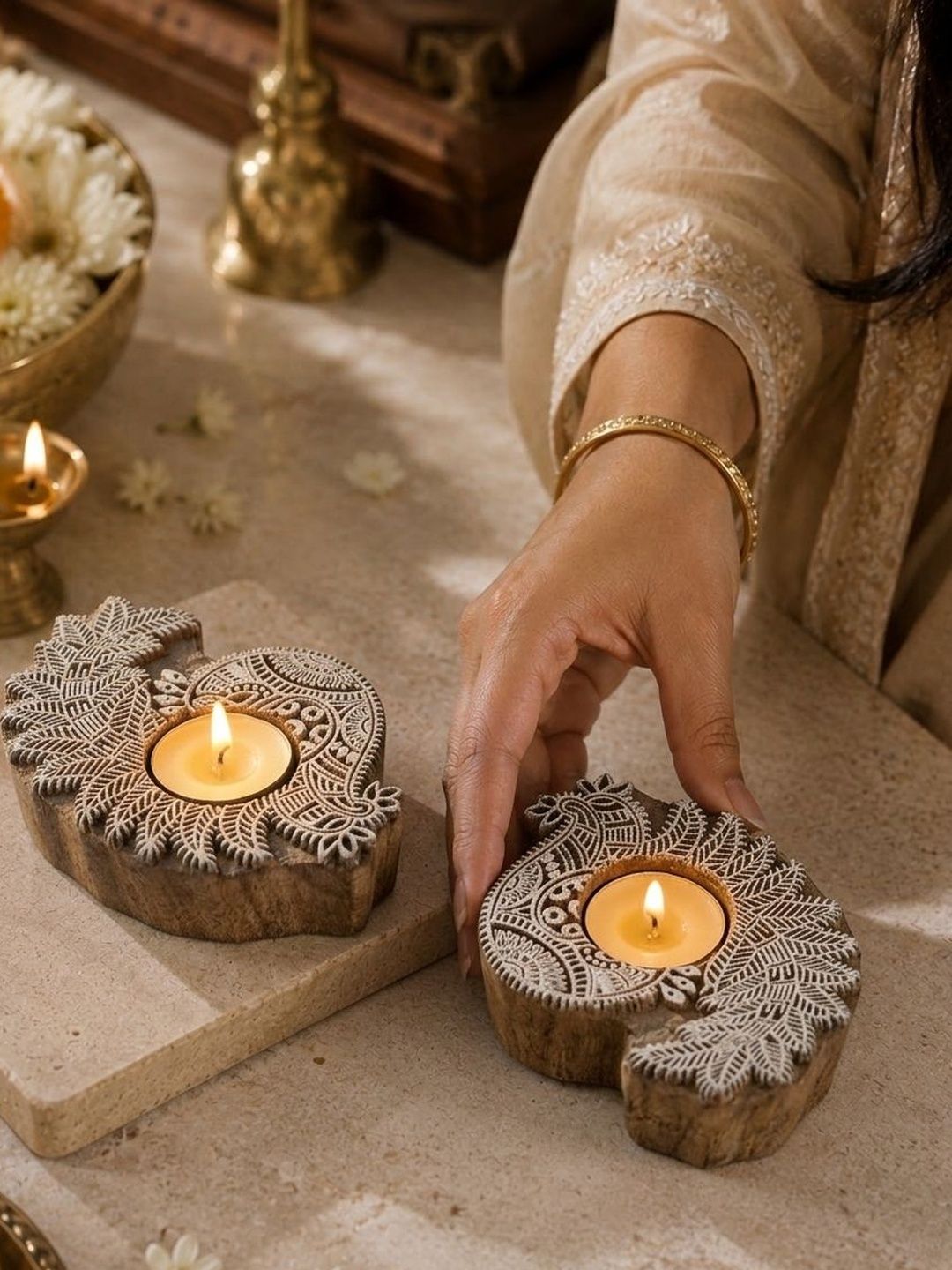Loklore Beige & Brown Candle-picture-22