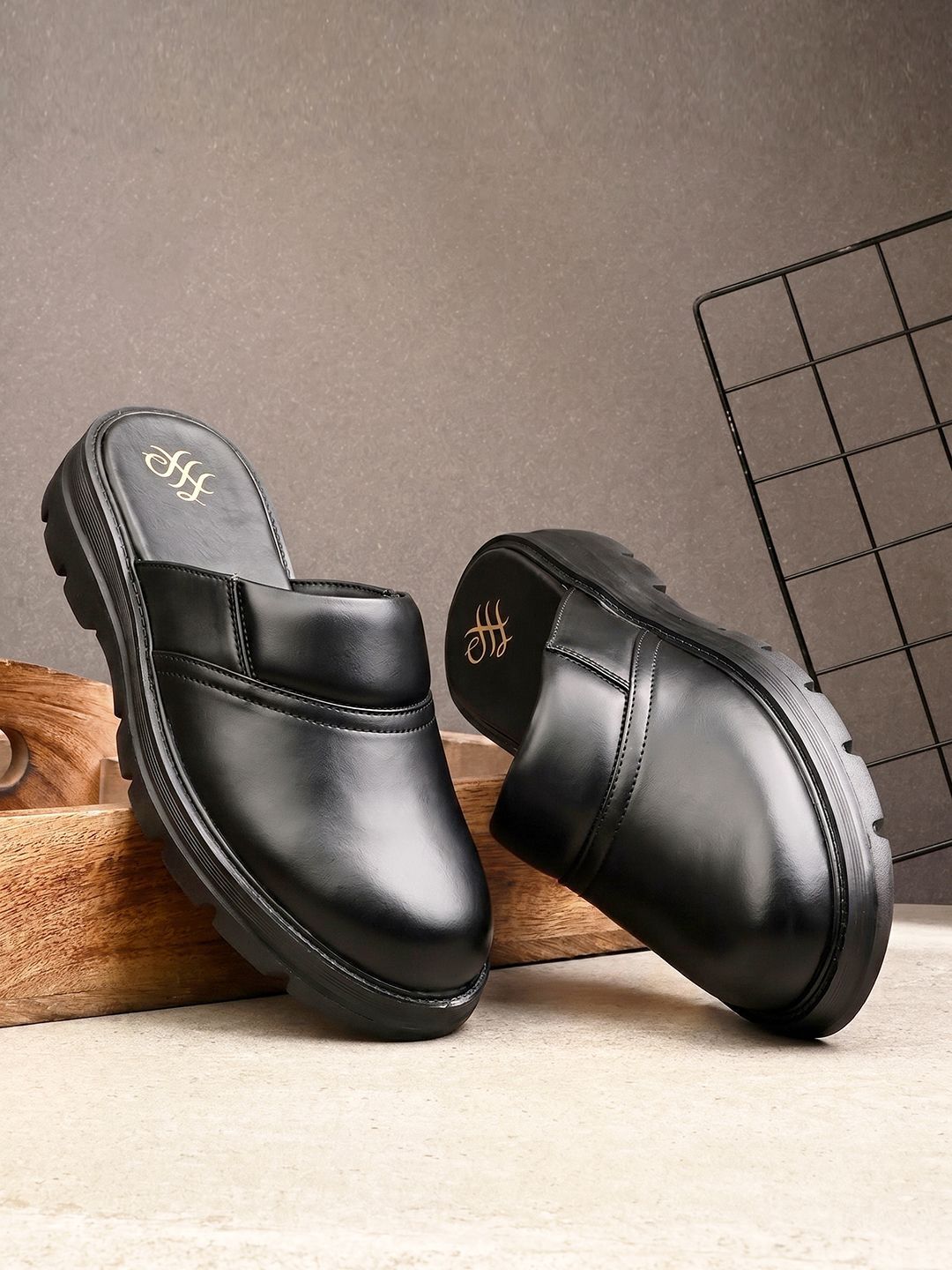 House of Pataudi Men Leather Clogs Sandals-picture-43