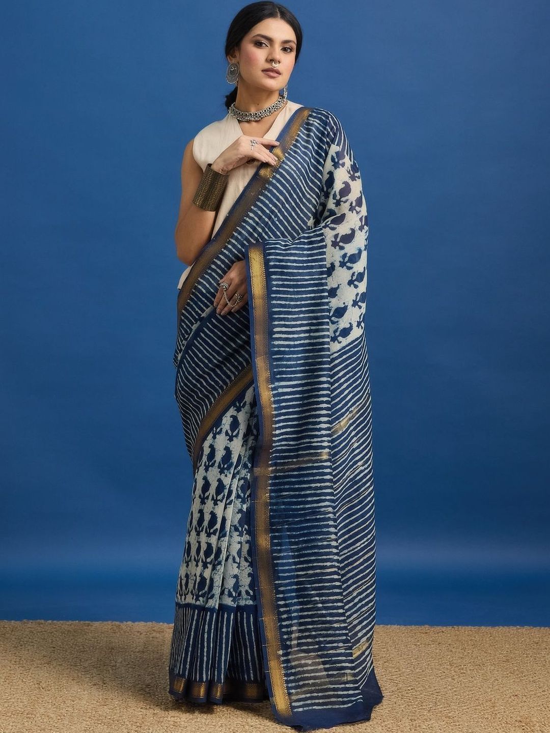 Taavi Ethnic Motifs Silk Cotton Handloom Maheshwari Saree-picture-43