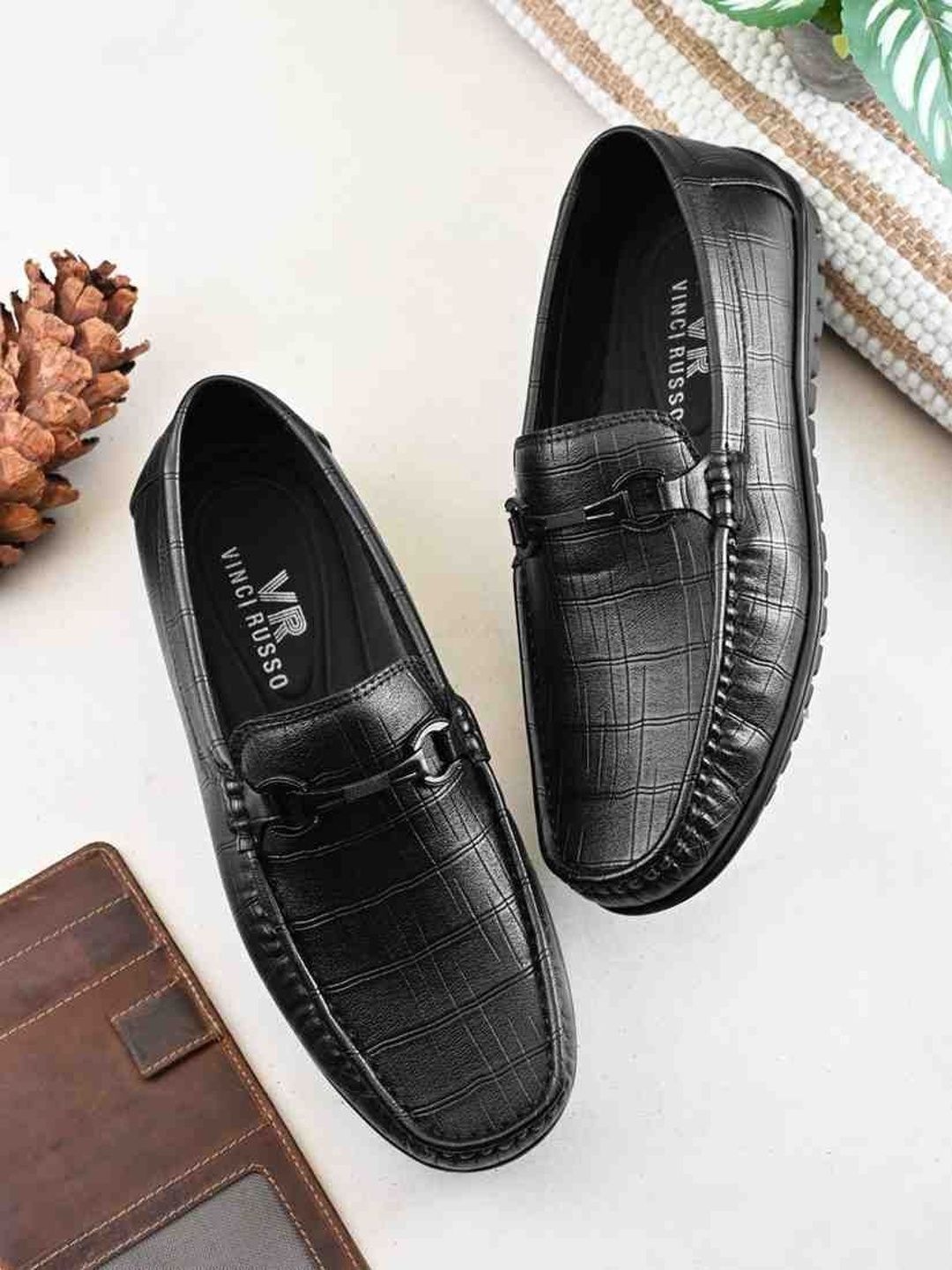 Vinci Russo Men Woven Design Loafers-picture-3