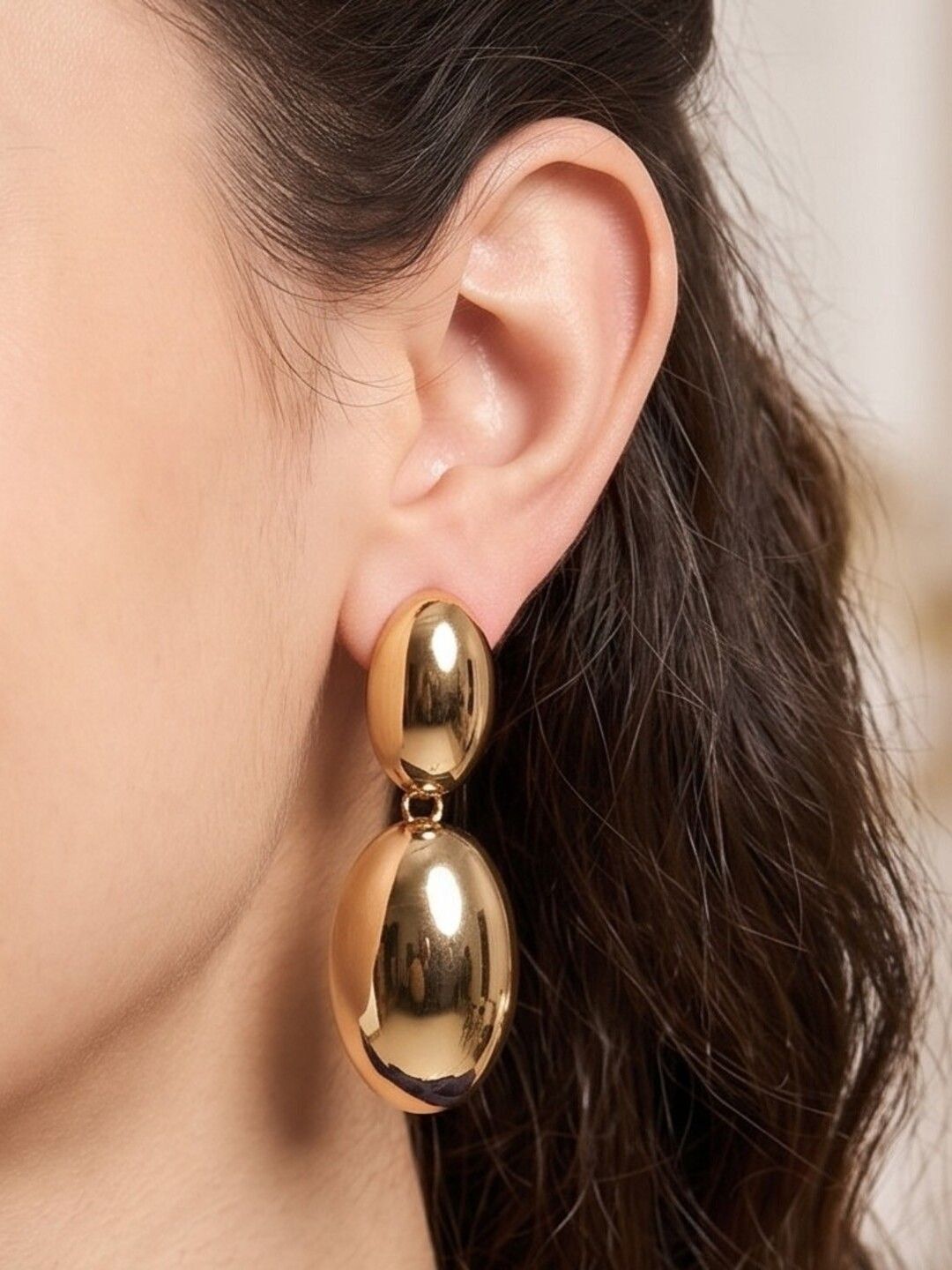 Nui Oval Drop Earrings-picture-18