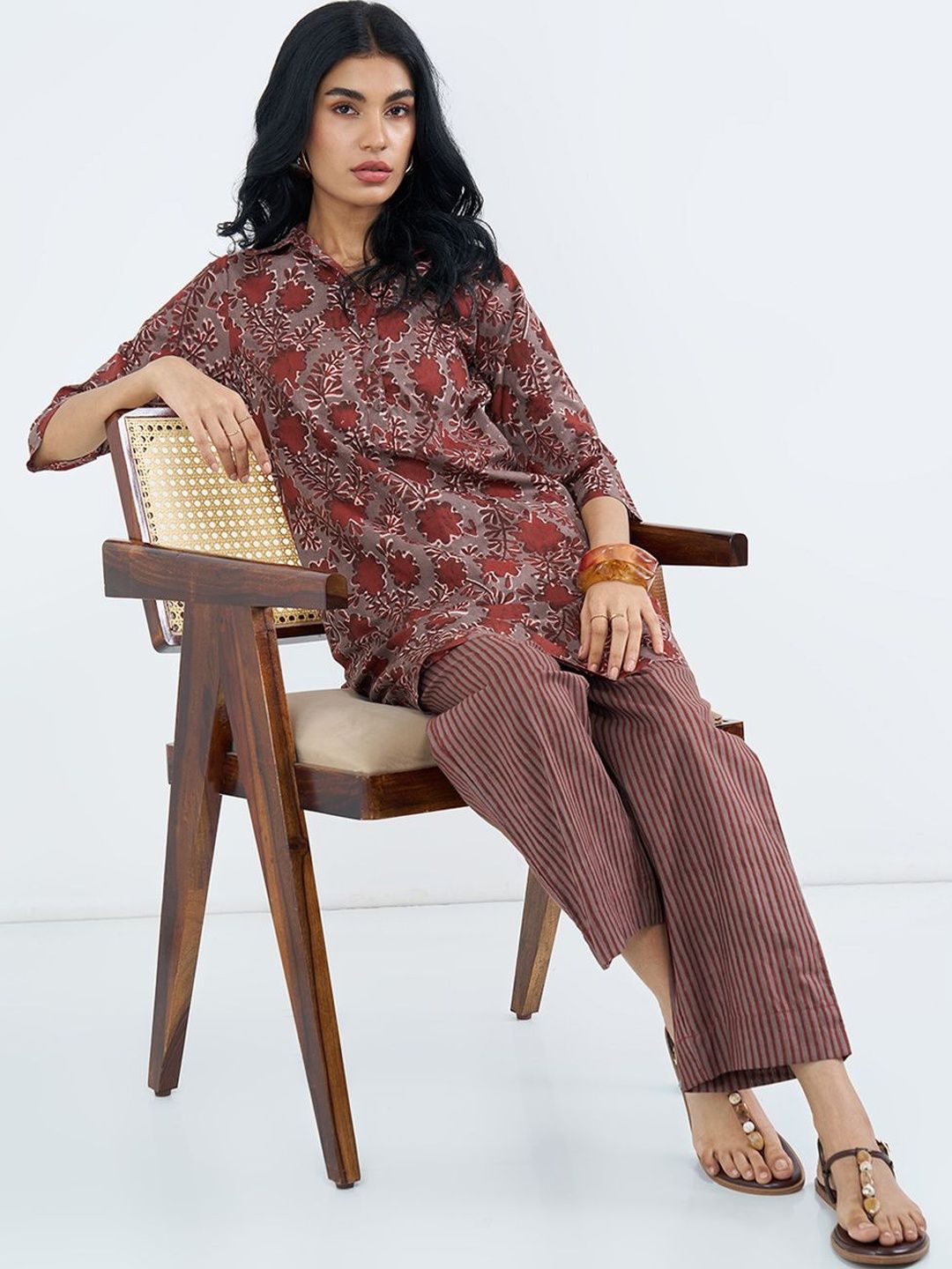 RANGMANCH BY PANTALOONS Women Floral Printed Regular Pure Cotton Kurta with Trousers-picture-15