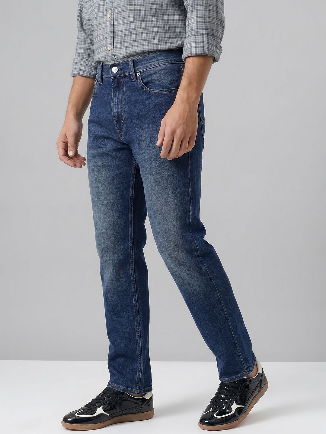 Levis Men 505 Straight Fit Stretchable Jeans-image-18