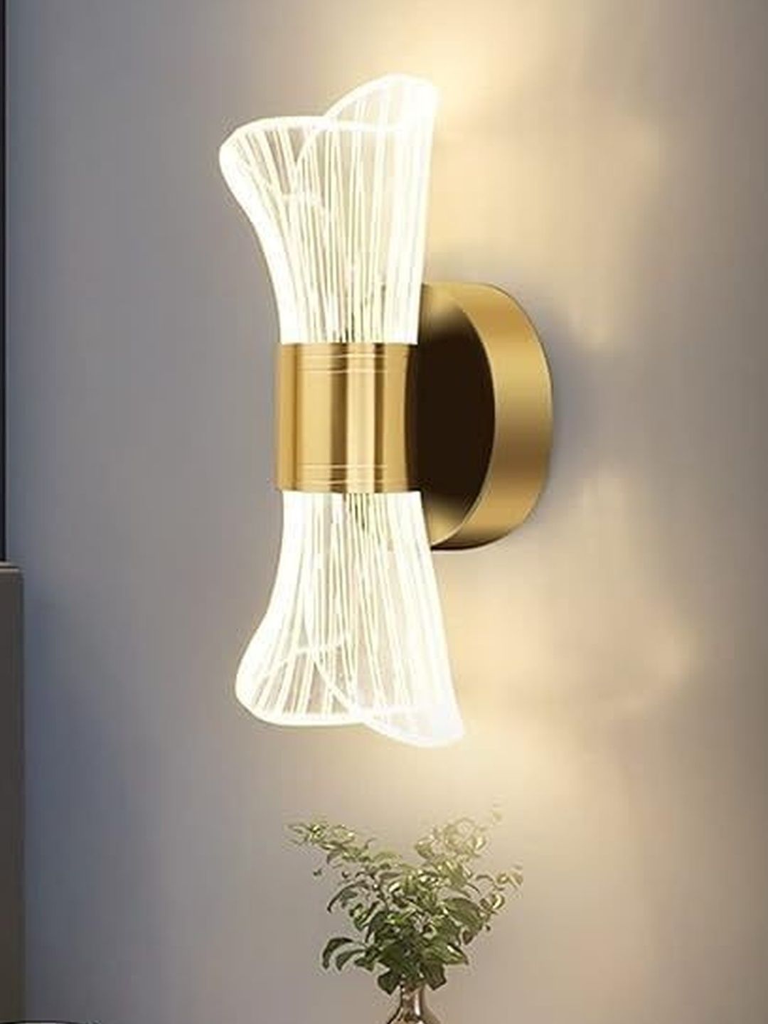 OJIT LIGHT DECORATION Transparent & Gold-Toned Metal Contemporary Abstract Shaped Shaped Wall Lamp-image-27
