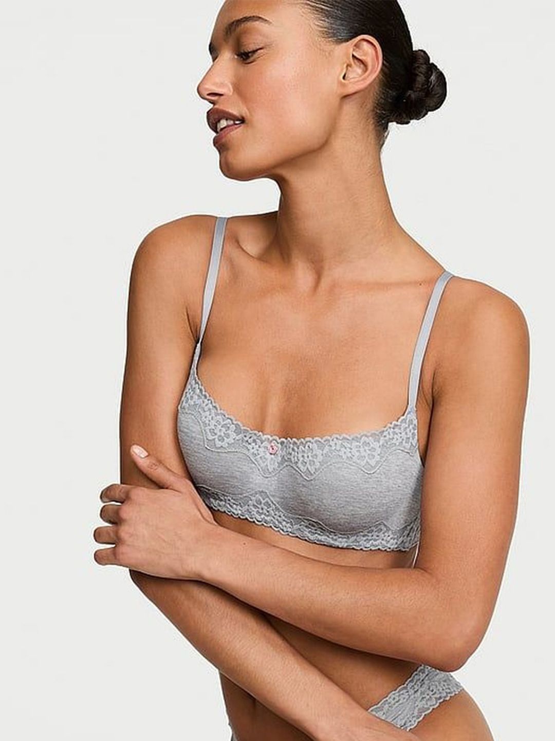 Victoria's Secret Bra Medium Coverage Underwired Lightly Padded-picture-17