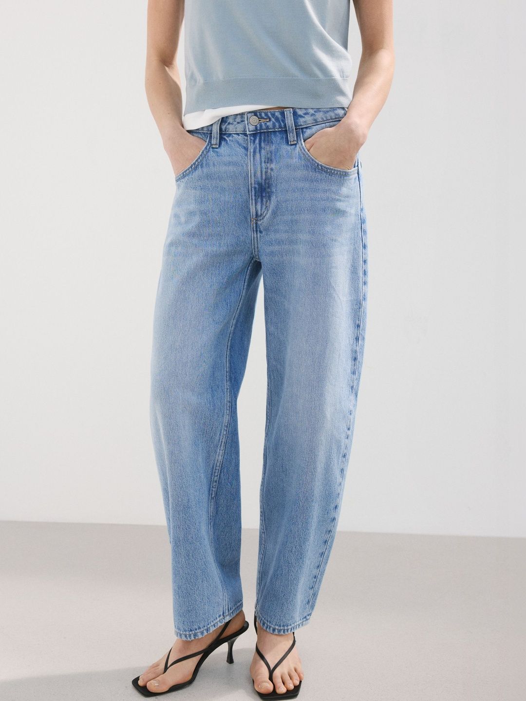 MANGO Women Pure Cotton Heavy Fade Jeans-picture-10