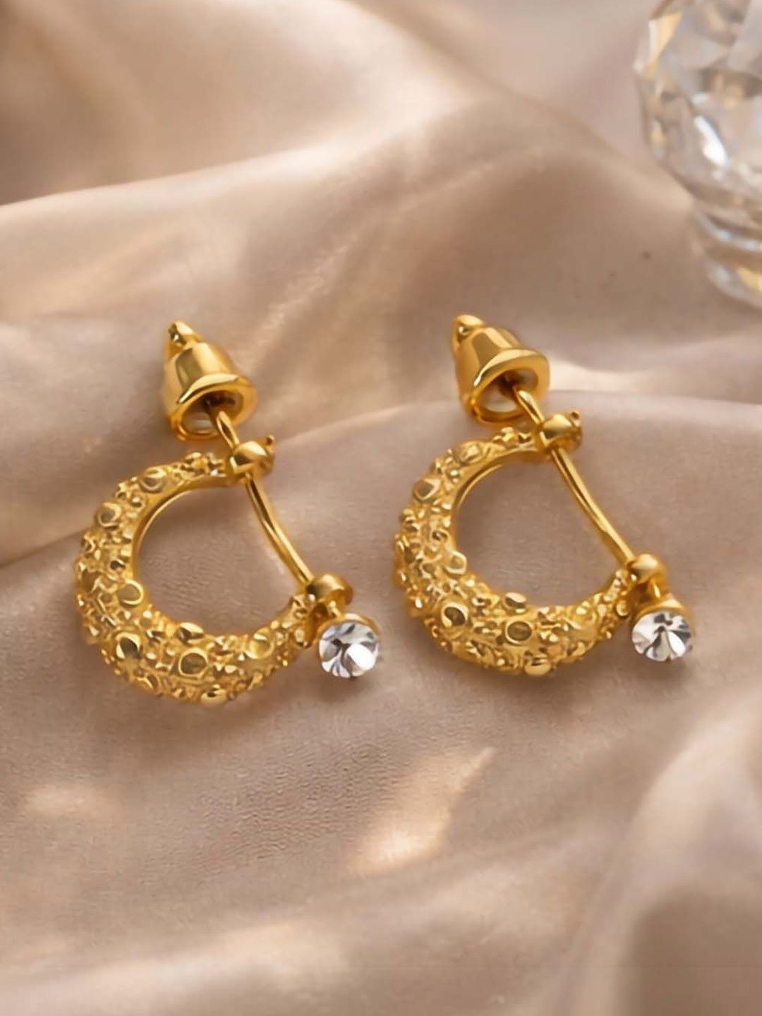 Utkarsh Unisex Stainless Steel Crescent Shaped Half Hoop Earrings-picture-37
