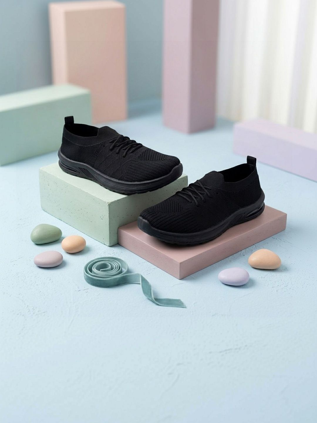 PENNEN Women Textured Sneakers-picture-24