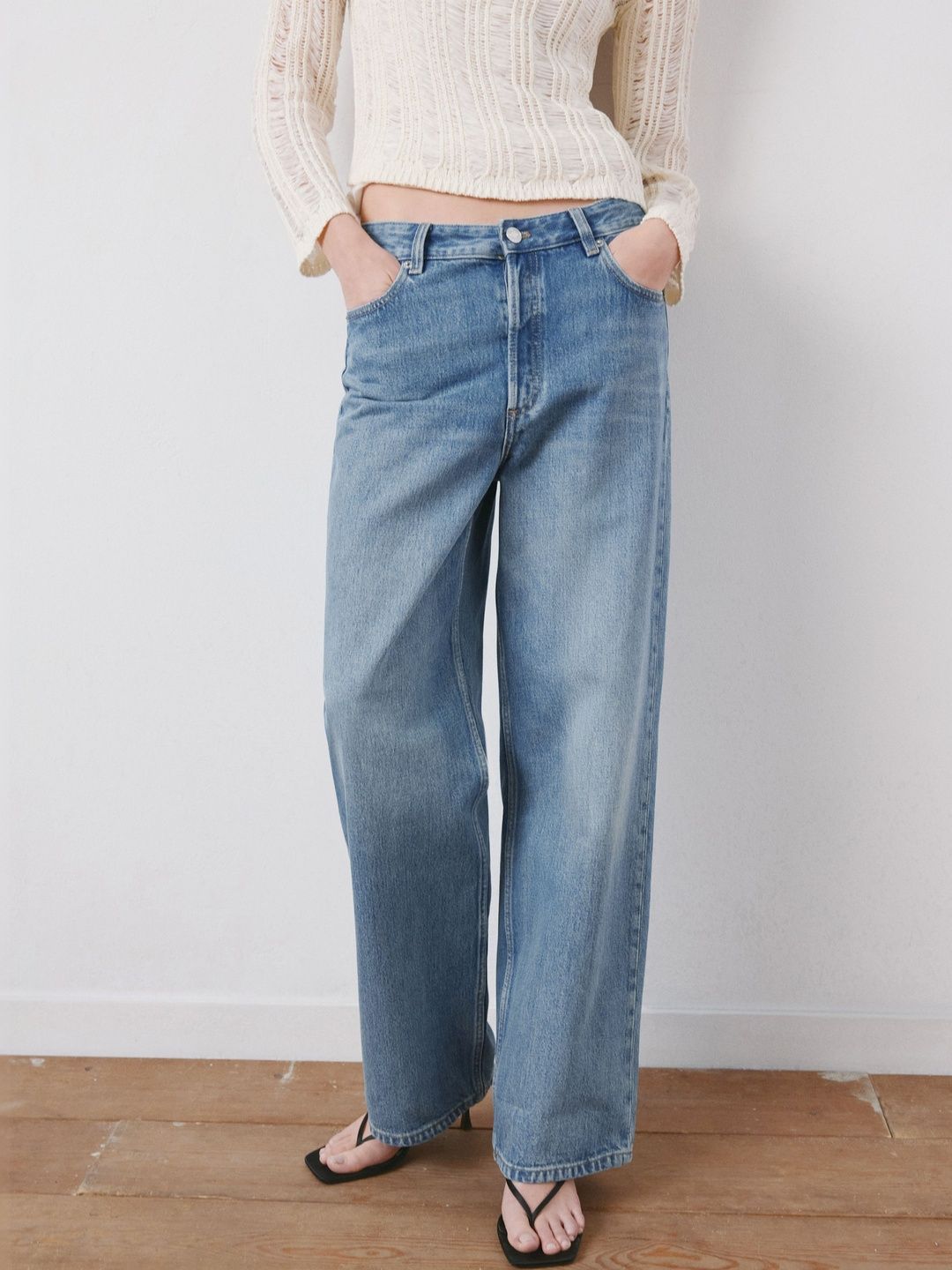 MANGO Women Relaxed Fit Mid-Rise Light Fade Jeans