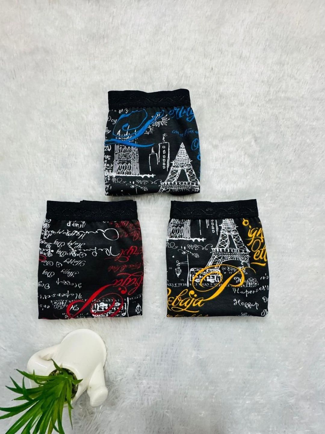 BioCleanse Women Pack of 3 Printed Basic Briefs-image-46