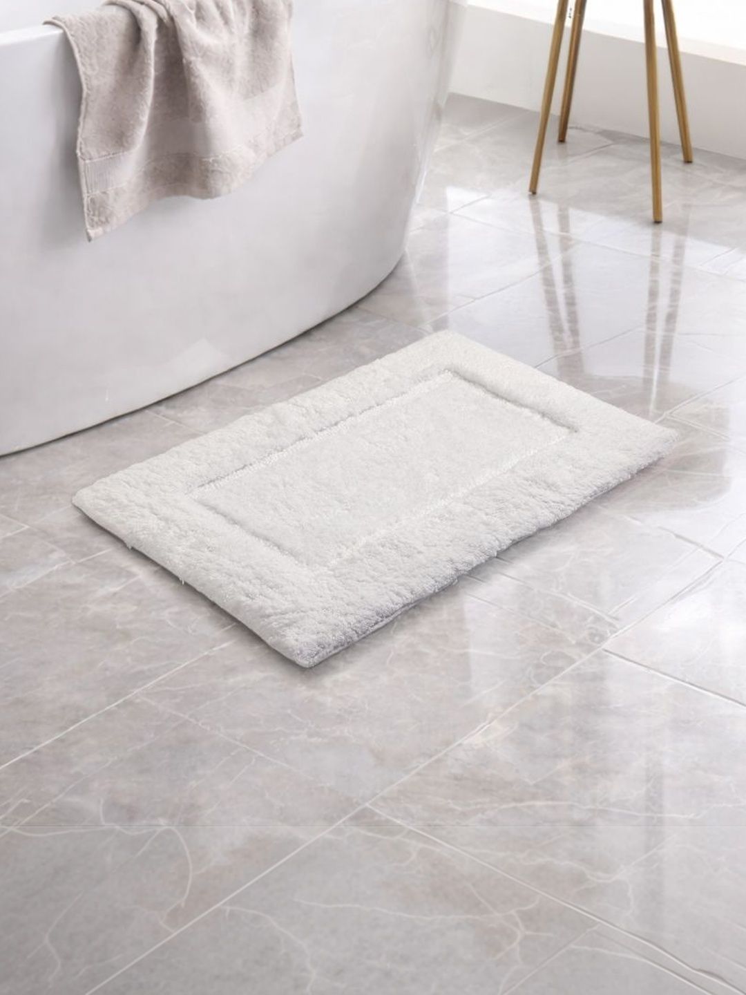 SPACES White Anti-Skid 2200 GSM Bath Rugs-image-44