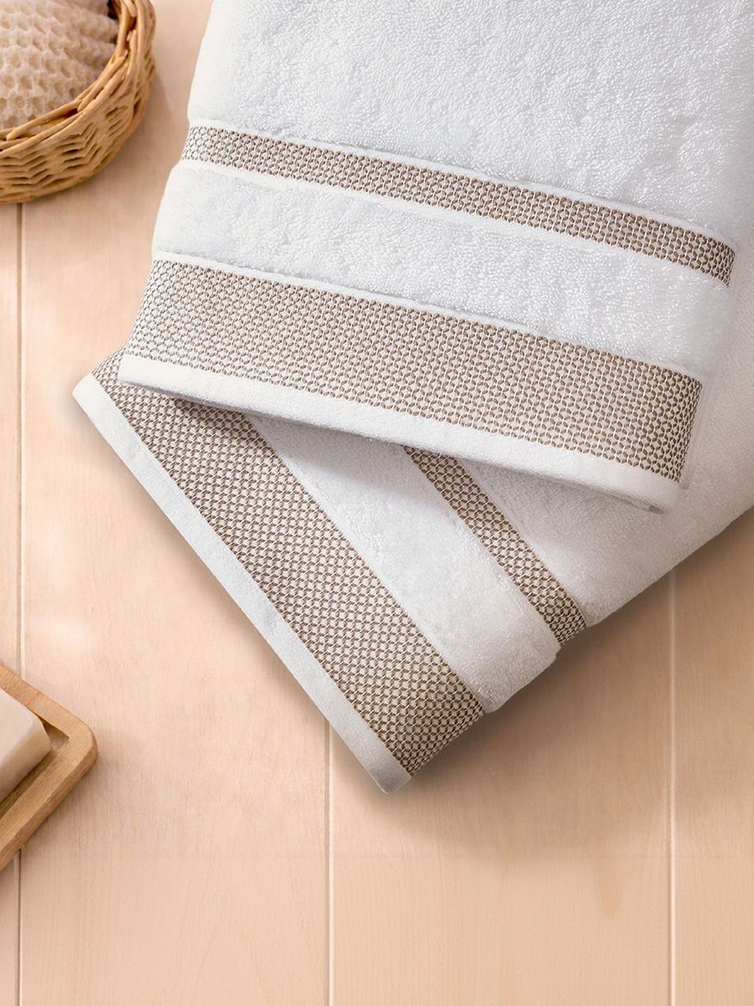 SPACES White & White 1 Printed Cotton 600 GSM Bath Towel-picture-39