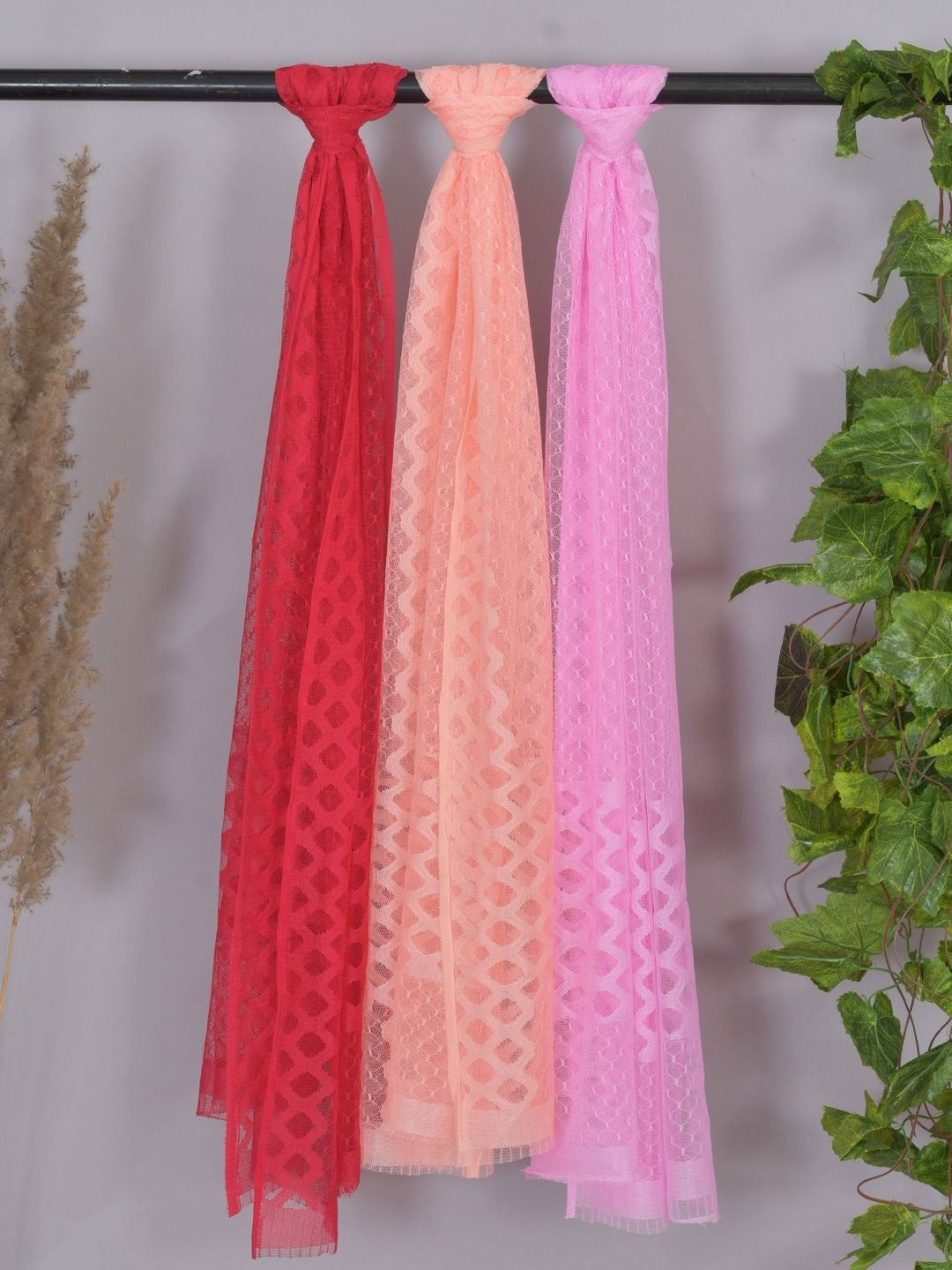 Kuhika Woven Design Dupatta-picture-41