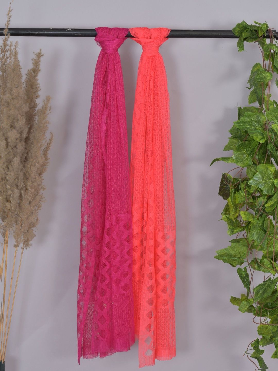 Kuhika Woven Design Dupatta-picture-22