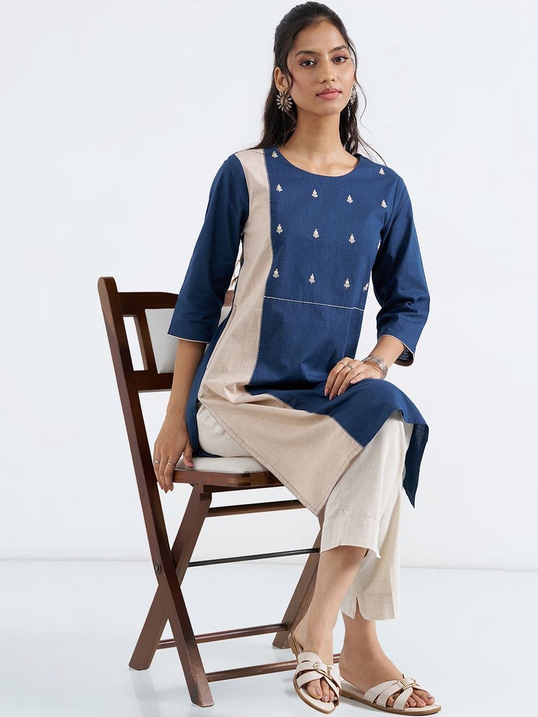RANGMANCH BY PANTALOONS Women Embellished Thread Work Kurta-picture-32
