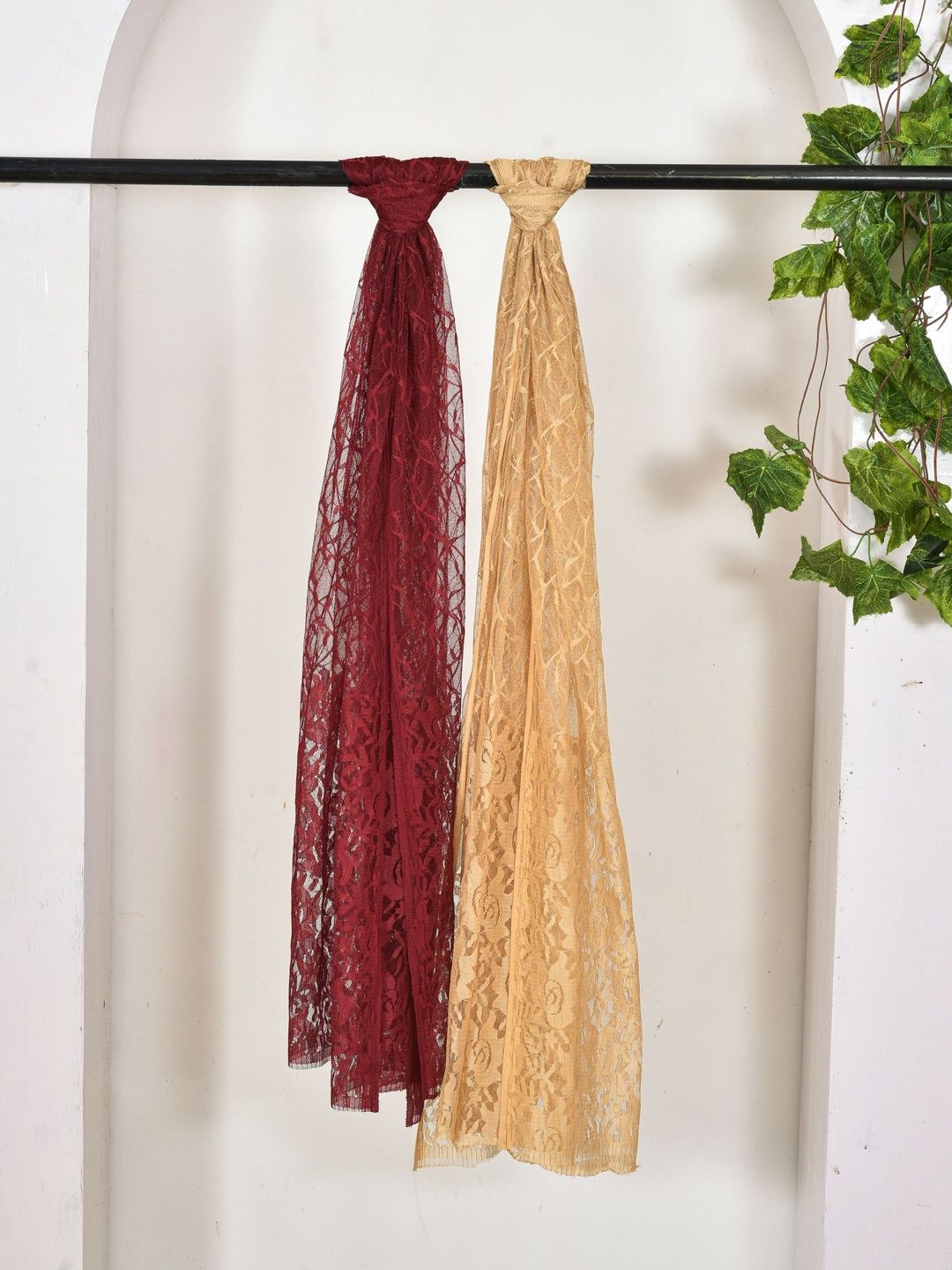 Kuhika Woven Design Dupatta-picture-14