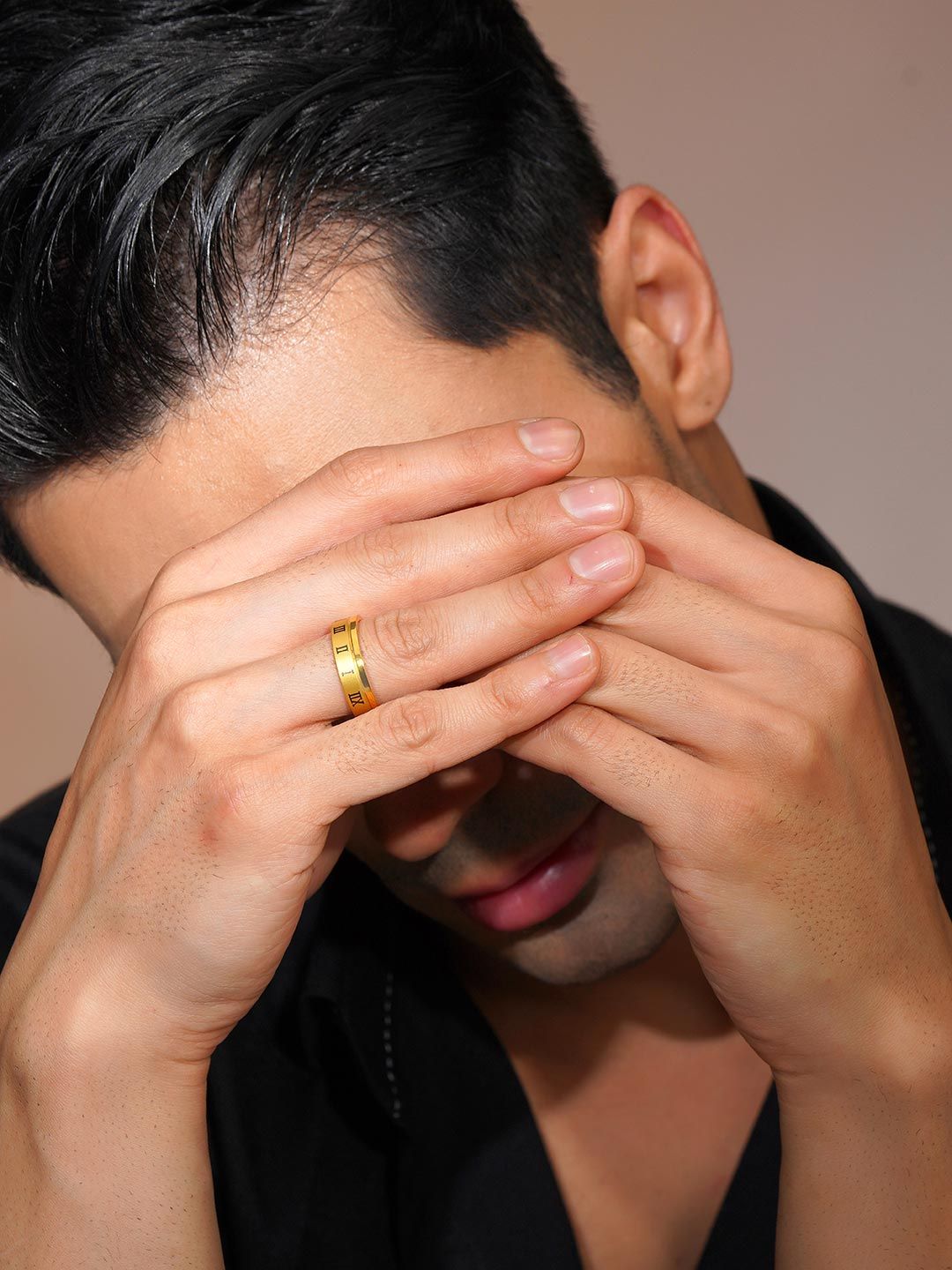 AANURA AANURA Men 18k Gold-Plated Roman Numeral Band Ring