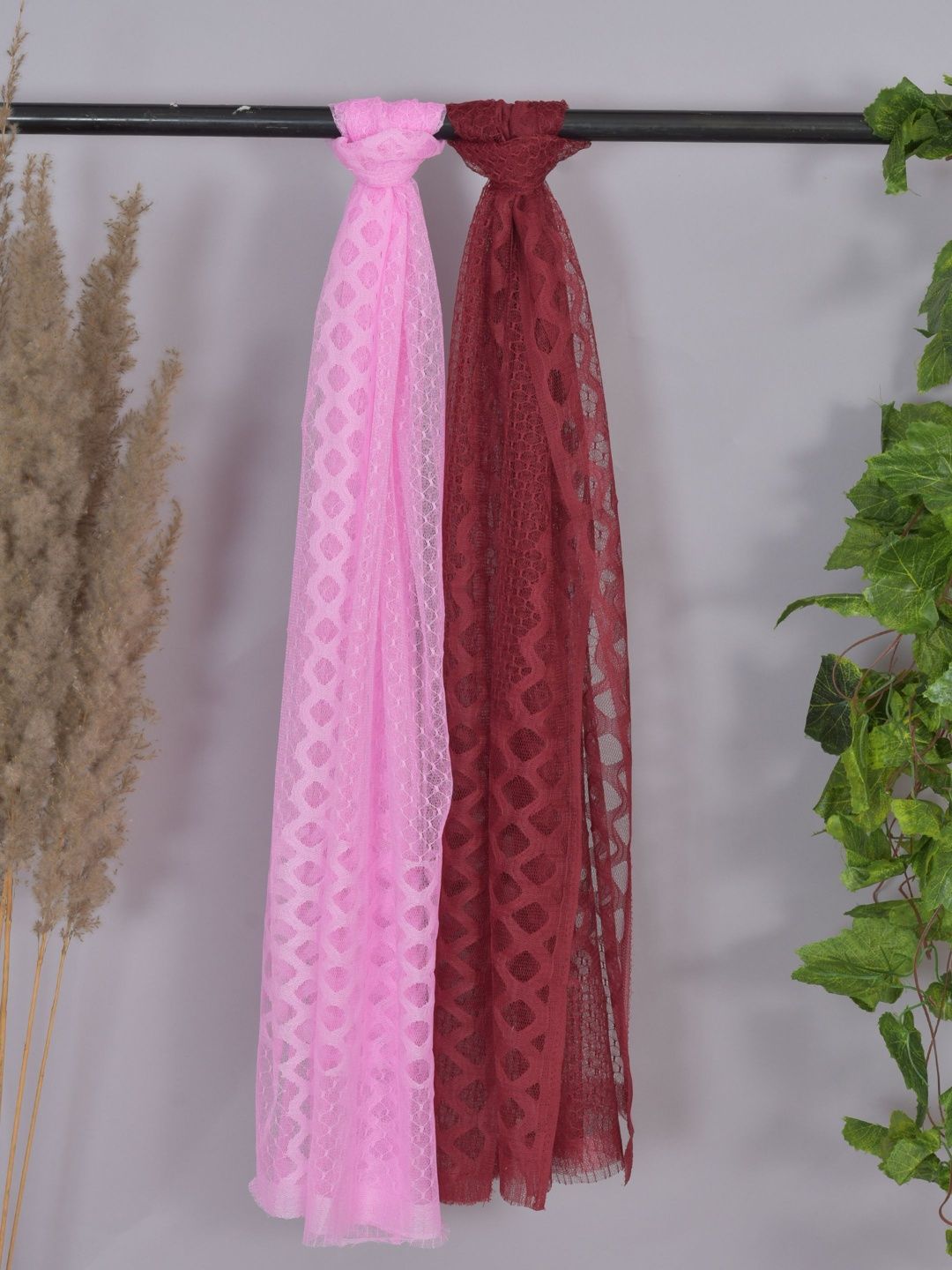 Kuhika Woven Design Dupatta-picture-12