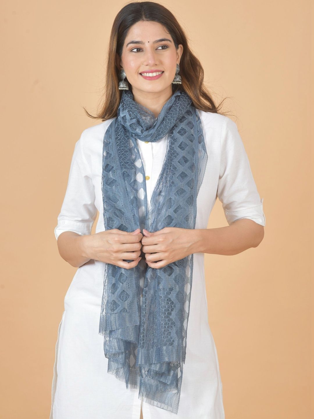 Kuhika Woven Design Dupatta-picture-19