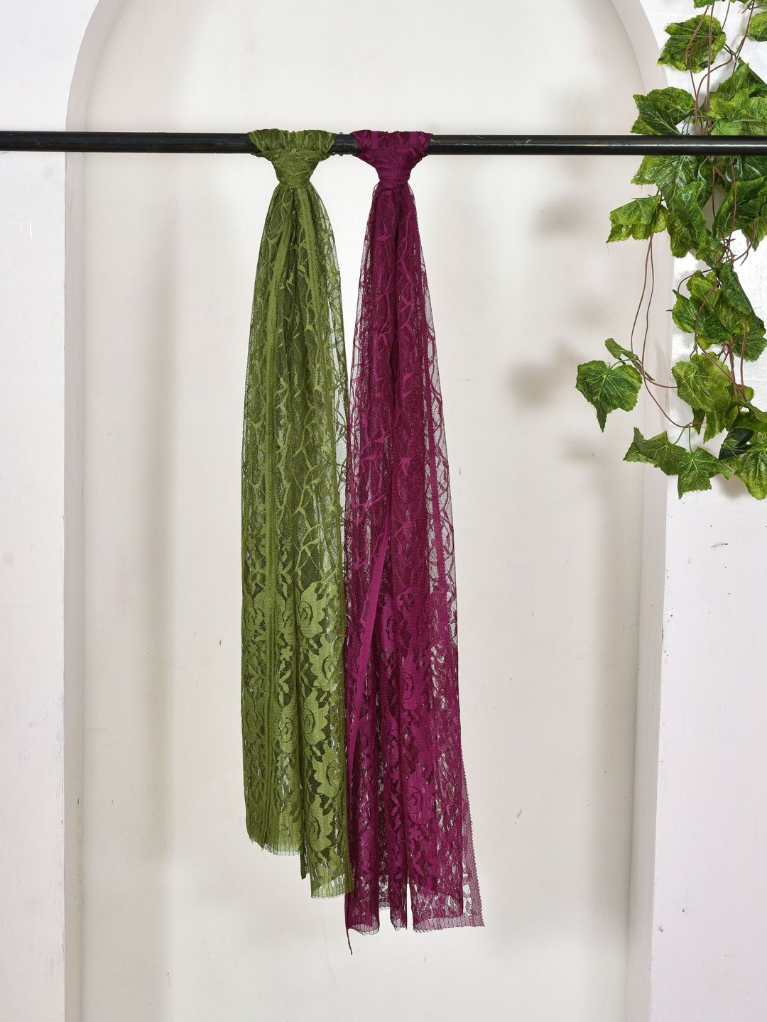 Kuhika Woven Design Dupatta-picture-12