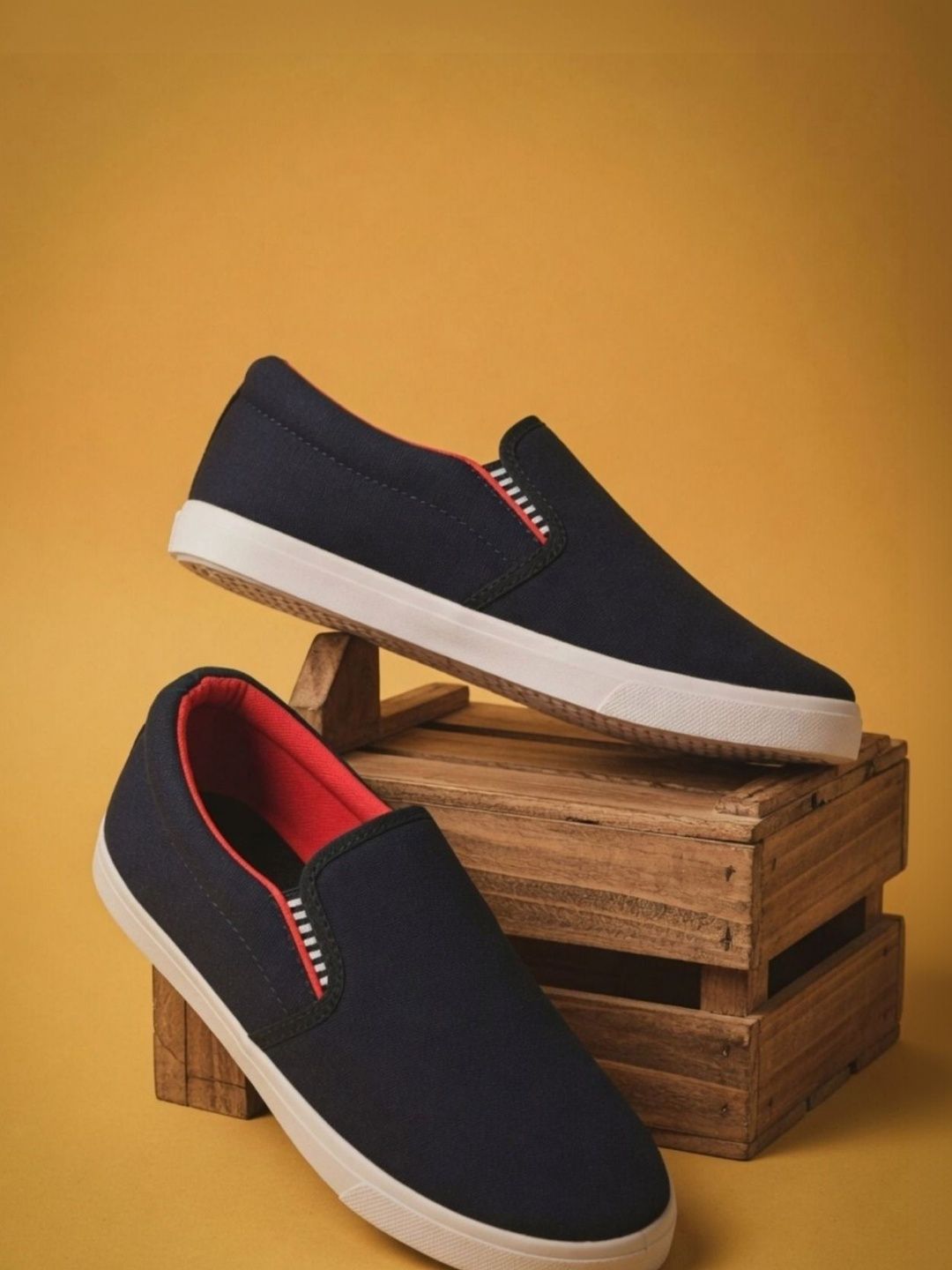 JOOTIYAPA Men Slip-On Sneakers-picture-25