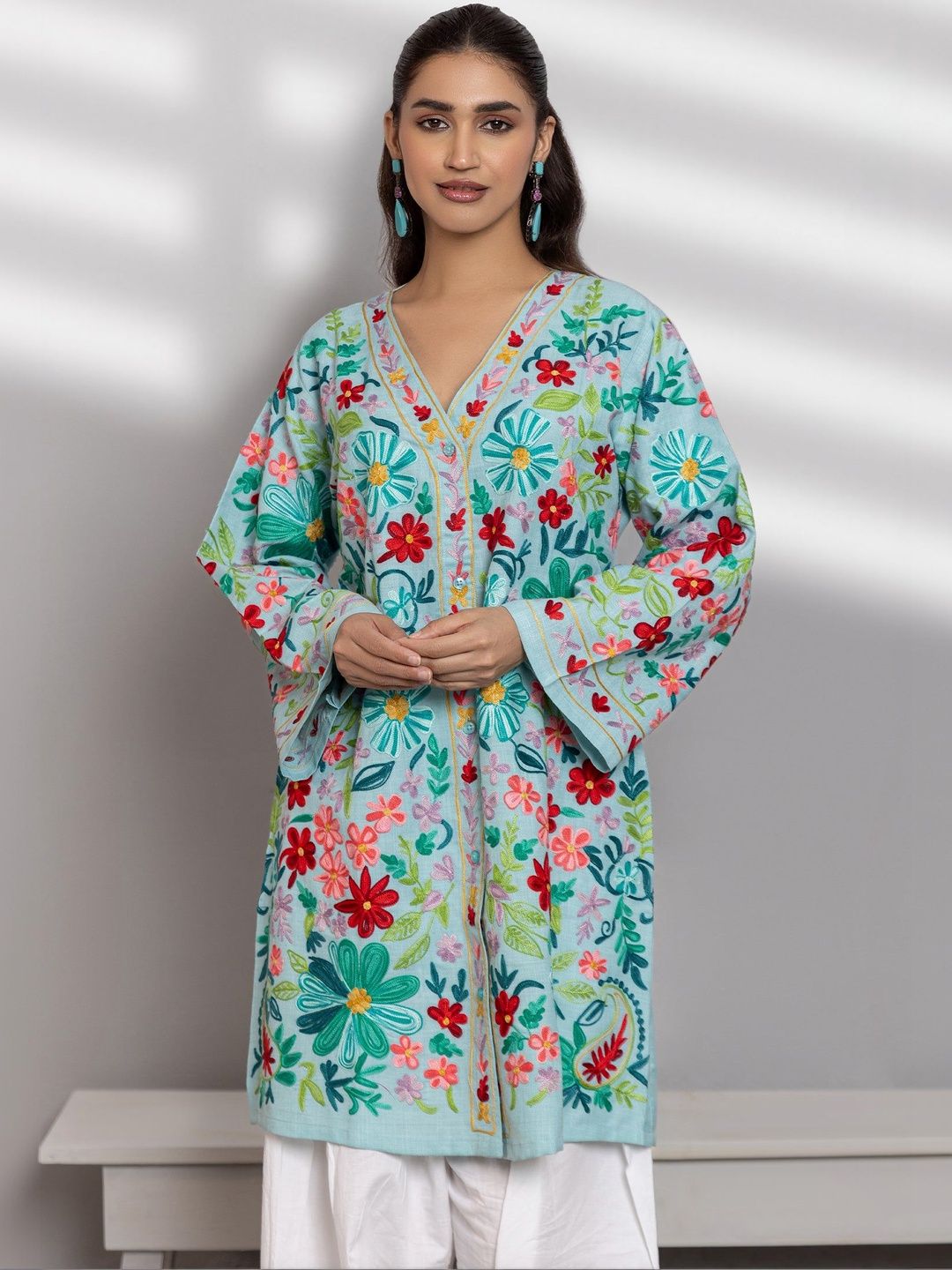 HOUSE OF KARI Women Floral Embroidered Thread Work Floral Jacquard Kurta-picture-16