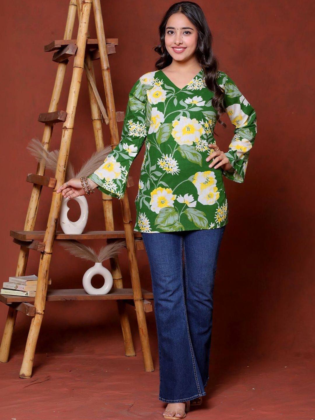 Moda Rapido Floral Printed V-Neck Flared Sleeves Kurti-picture-14