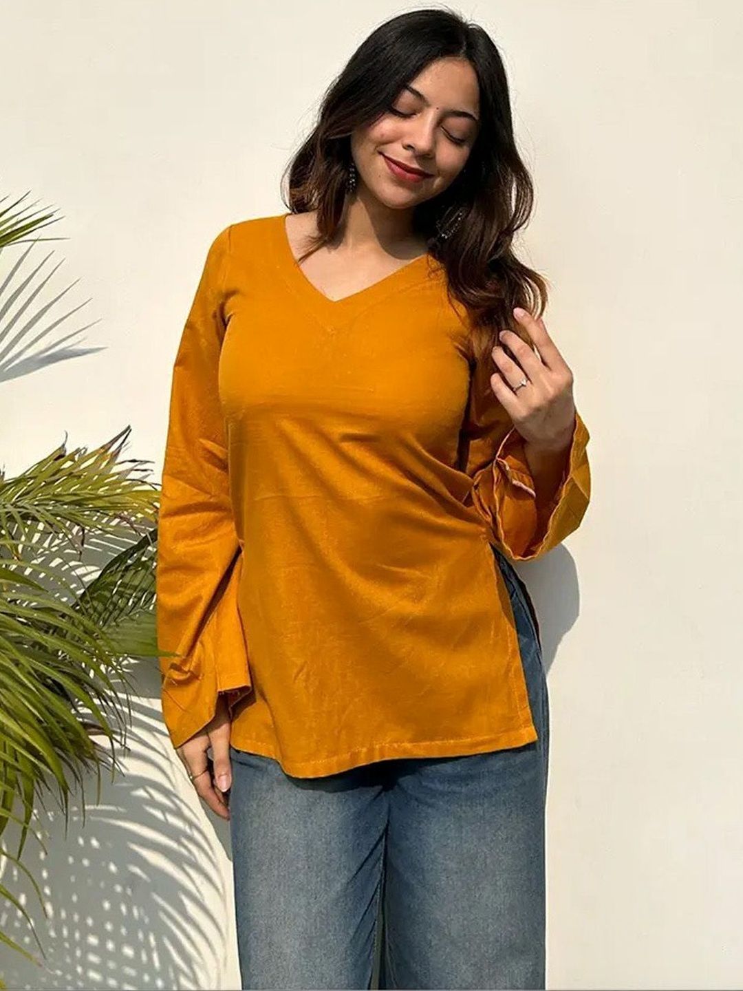 Light Daisy Women Cotton V-Neck Bell Sleeves Solid Kurta-image-28