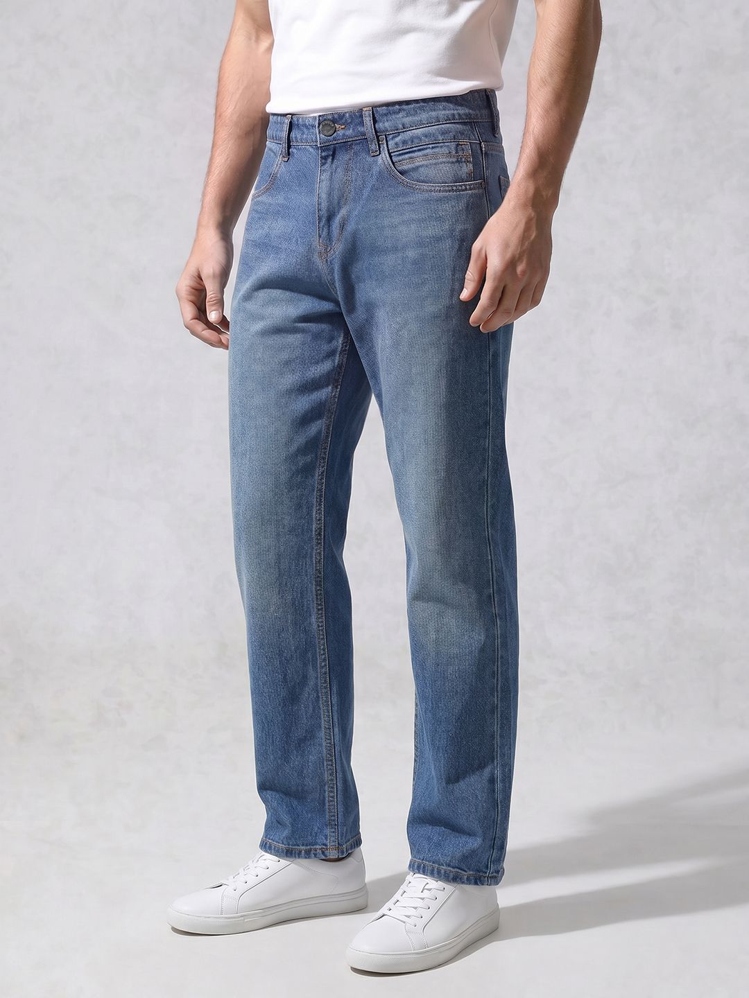 WROGN Men Loose Fit Light Fade Pure Cotton Jeans-picture-13