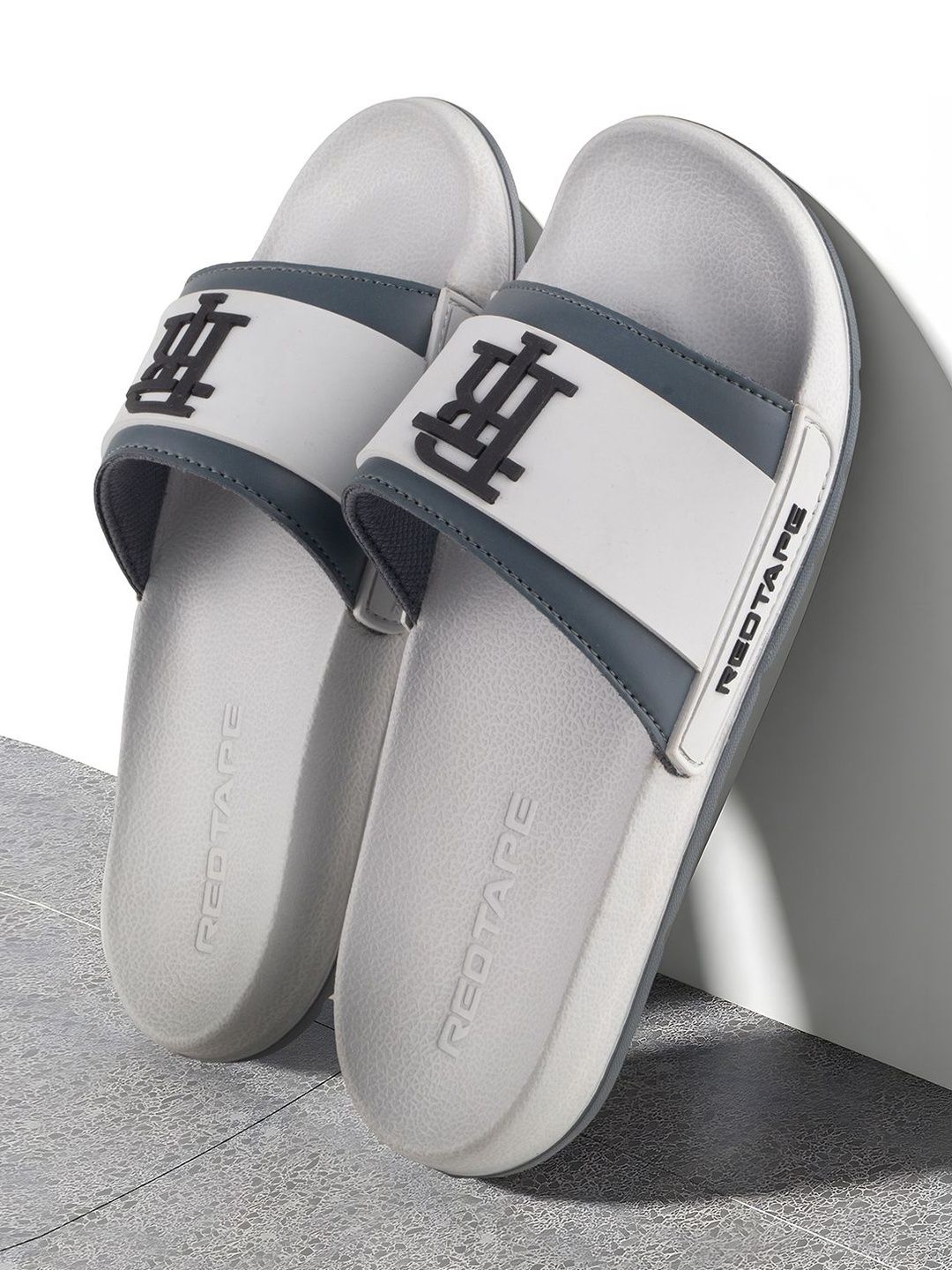 Red Tape Men Colourblocked Sliders-picture-53