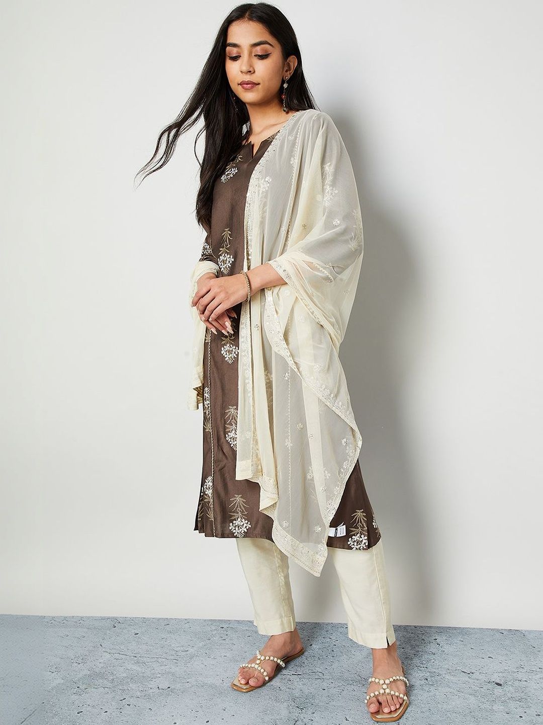 Melange by Lifestyle Embroidered Dupatta with Sequinned-picture-11