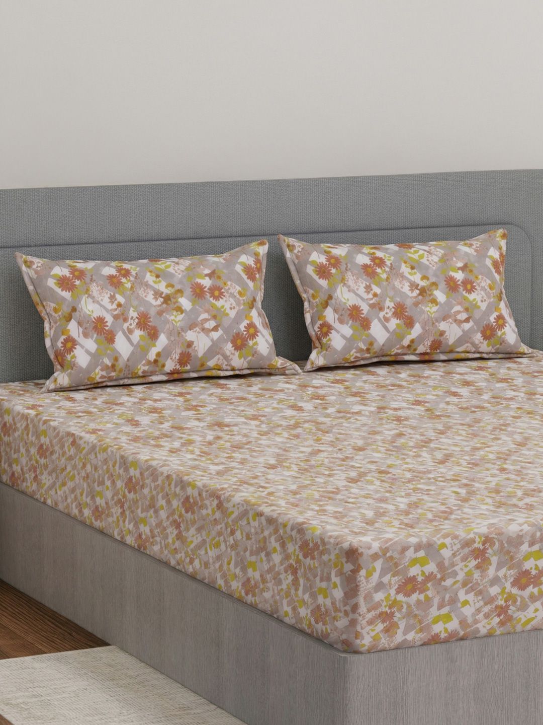 Monte Carlo Multicoloured & Orange Floral 144 TC King Bedsheet with 2 Pillow Covers-picture-20