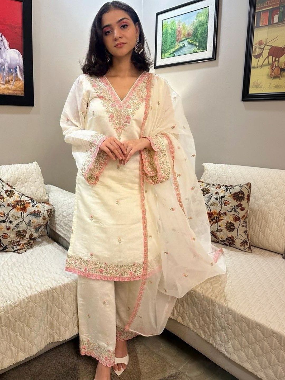VASTRA HERITAGE Women Floral Embroidered Regular Thread Work Pure Silk Kurta with Trousers & With Dupatta-picture-52