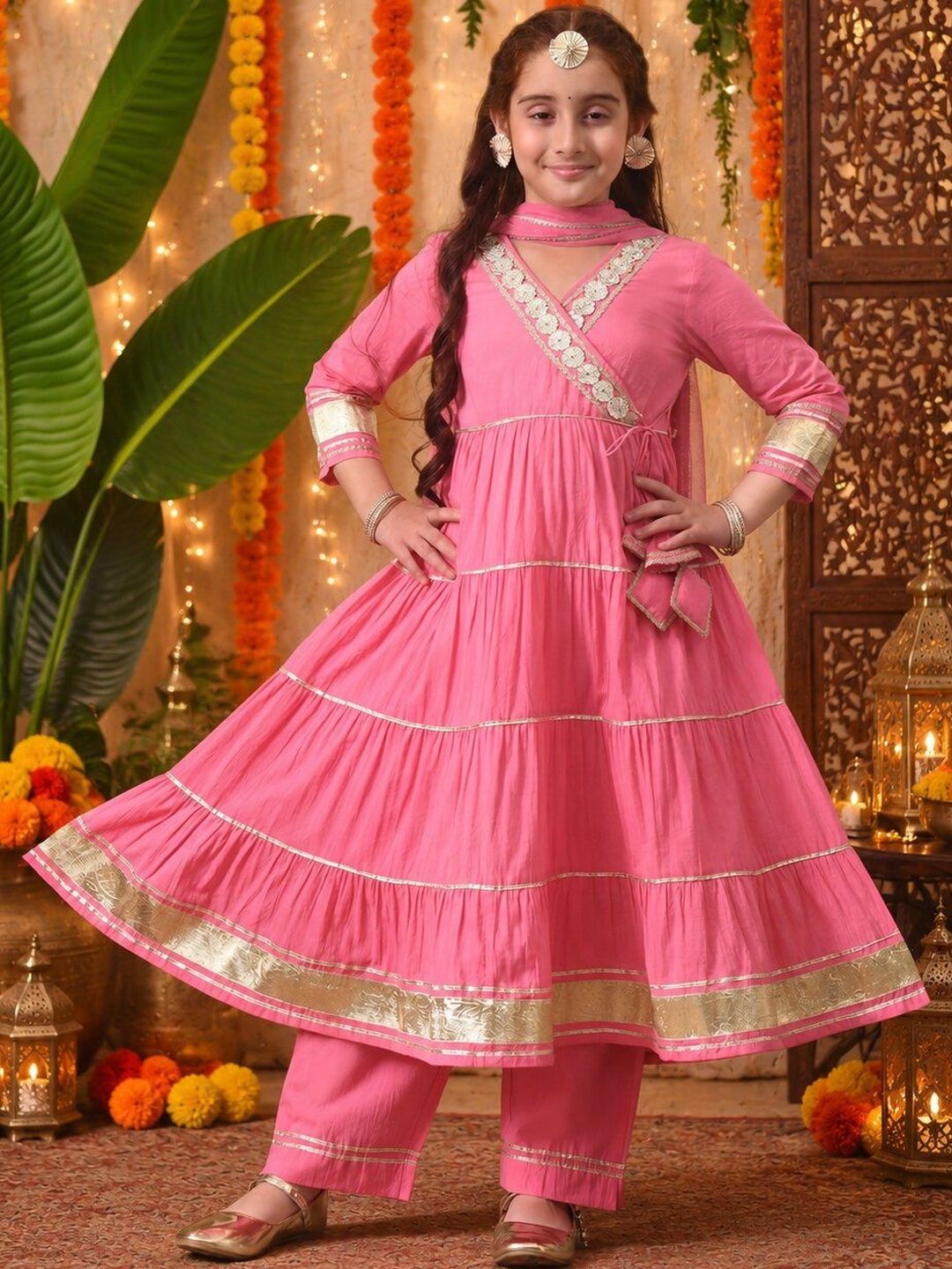House of Pataudi Girls Yoke Design Pure Cotton V-Neck Kurta & Trousers With Dupatta-picture-22