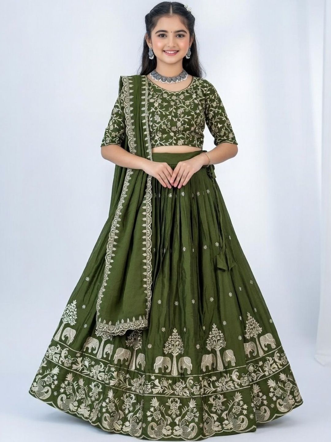 Closin Closin Girls Embroidered Thread Work Semi-Stitched Lehenga & Blouse With Dupatta